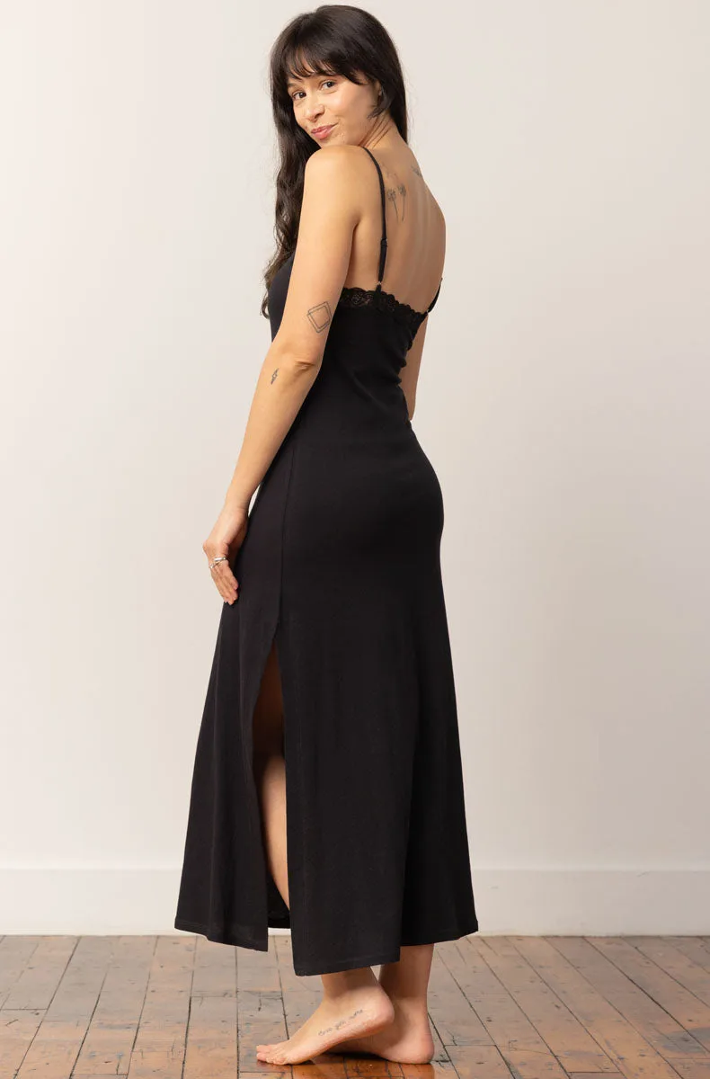 Pflege für Bio-Baumwoll-Spitzenkleid: Wasch- und Trockentipps