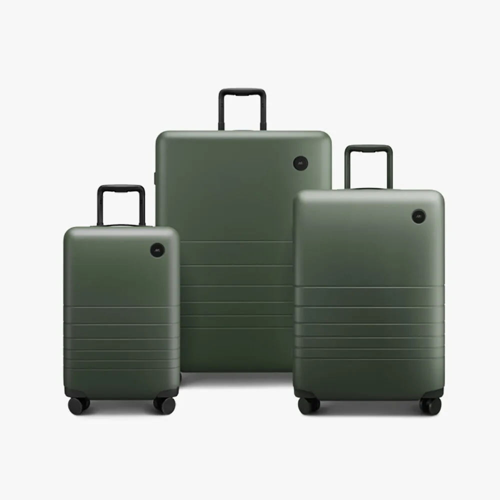 What to Pack in a Carry-On and Check-In Set for a Week