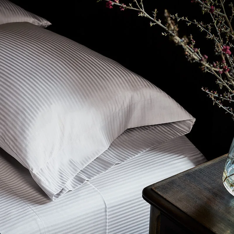 Viareggio Pillowcase Set by Mascioni Hotel Collection