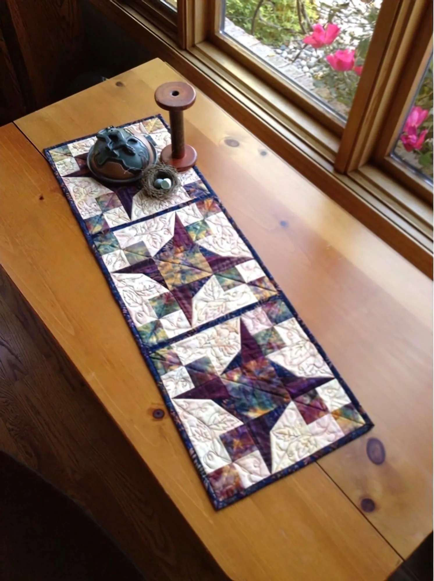 Cut Loose Press - Irish Stars Table Runner Quilt Pattern