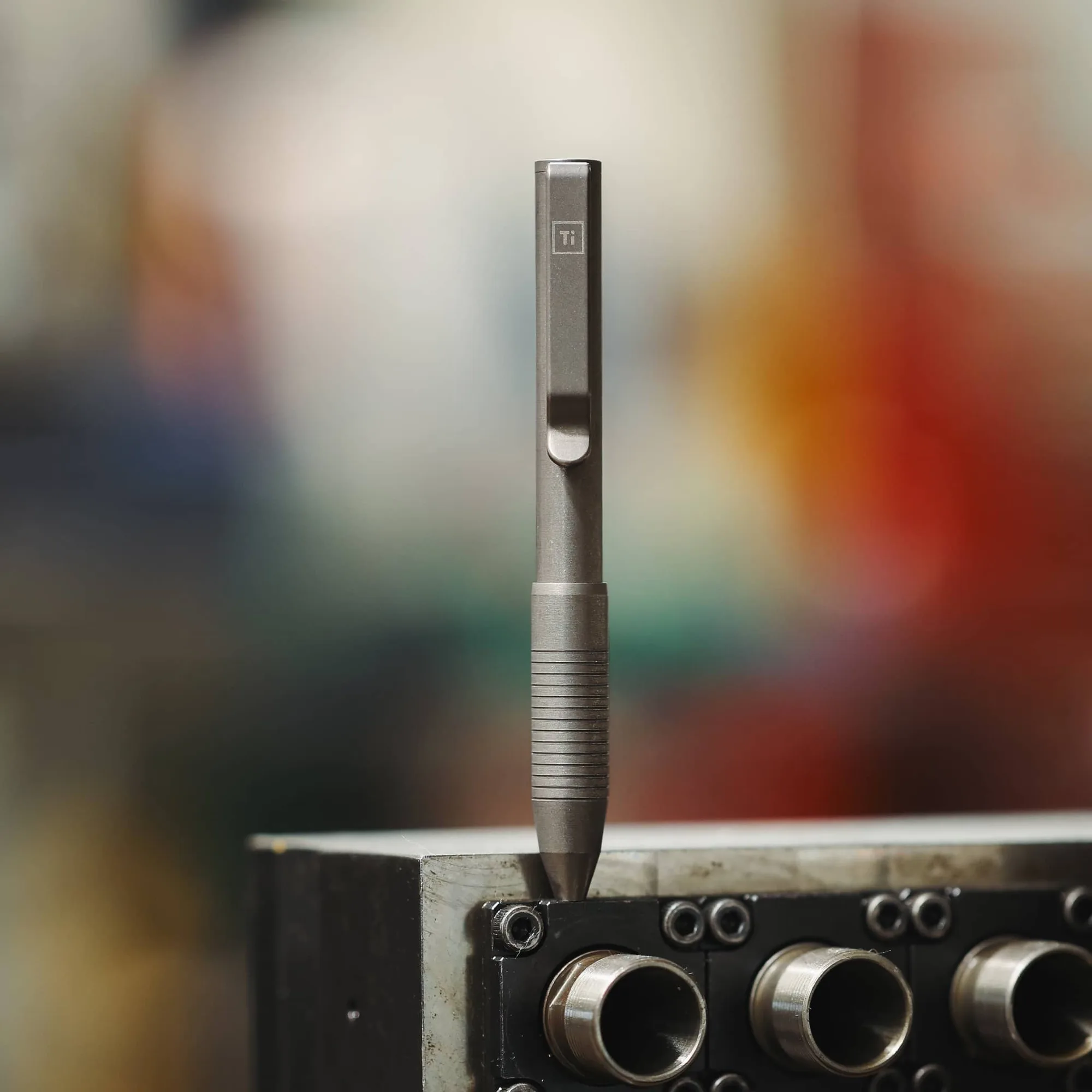 How to Use a Camera Lucida for Accurate Sketching and Tracing