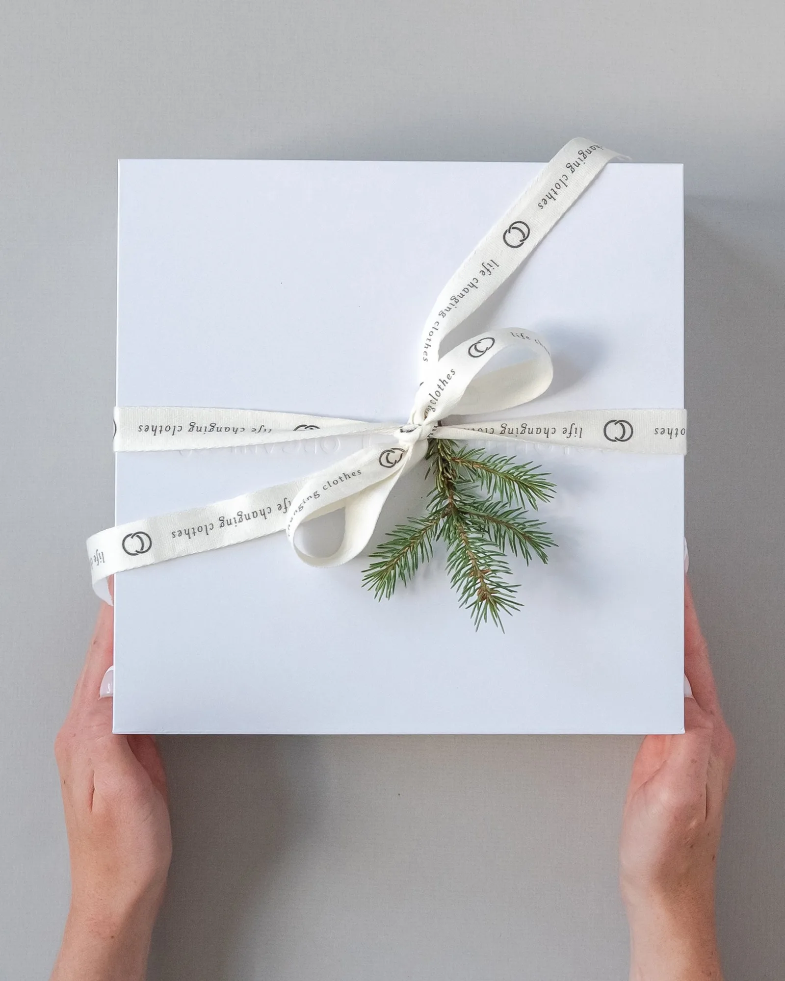 Gift Wrap vs. Gift Bags for Baby Showers