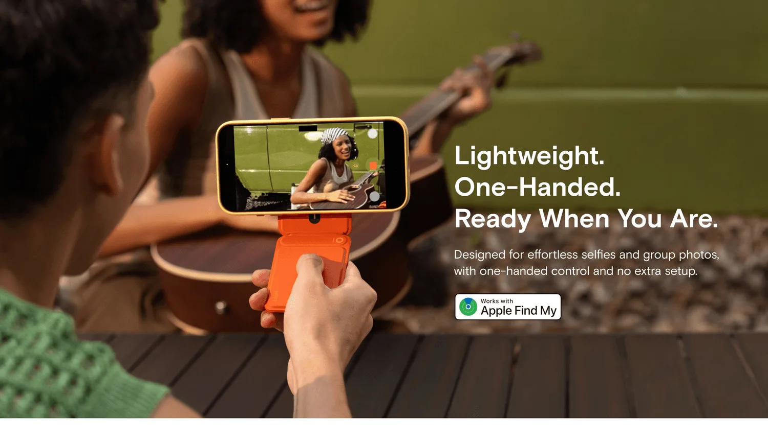 Adhesive Phone Stand & Wallet: Hands-Free Cooking and Reading Guide