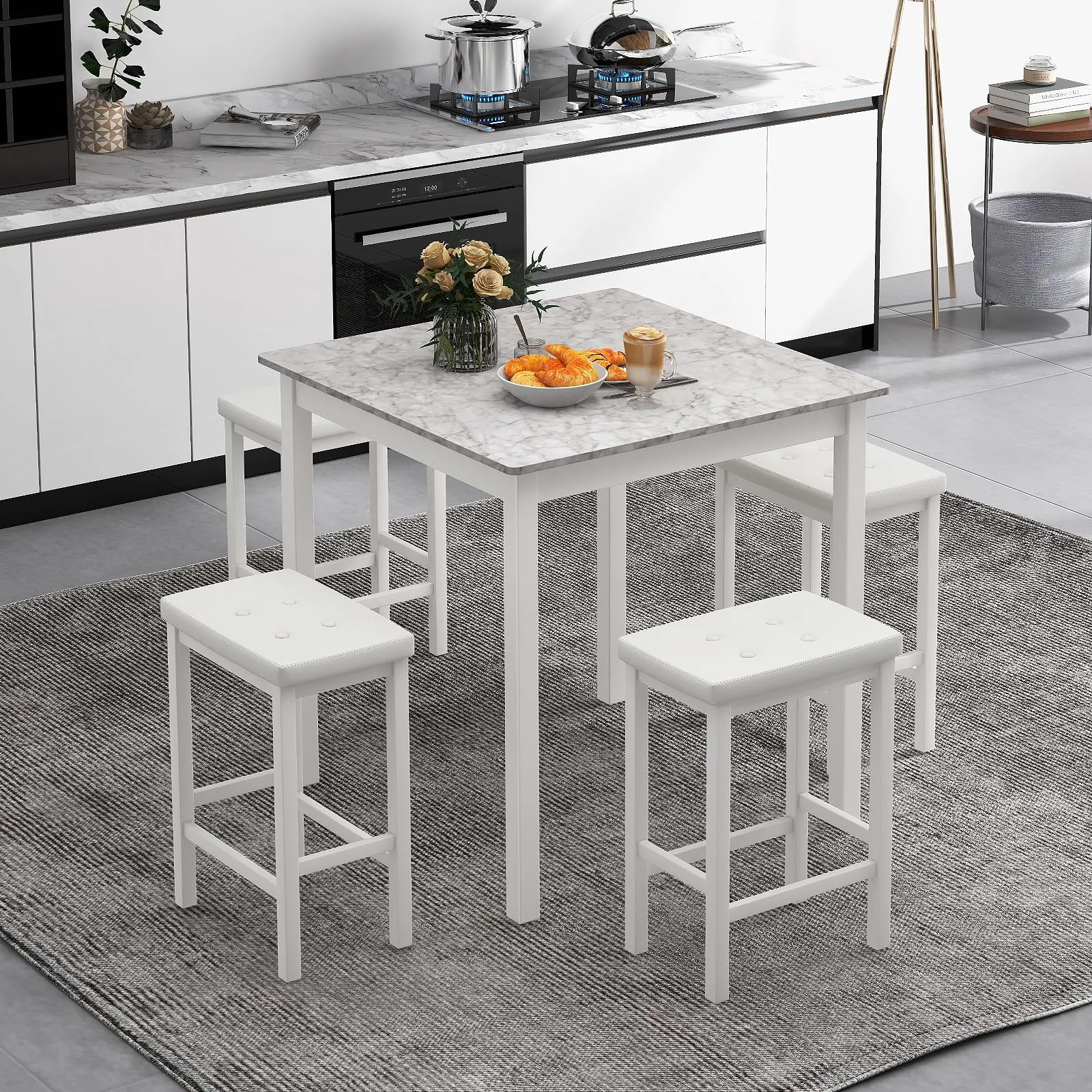 How to Choose a Counter-Height Dining Set for Small Spaces