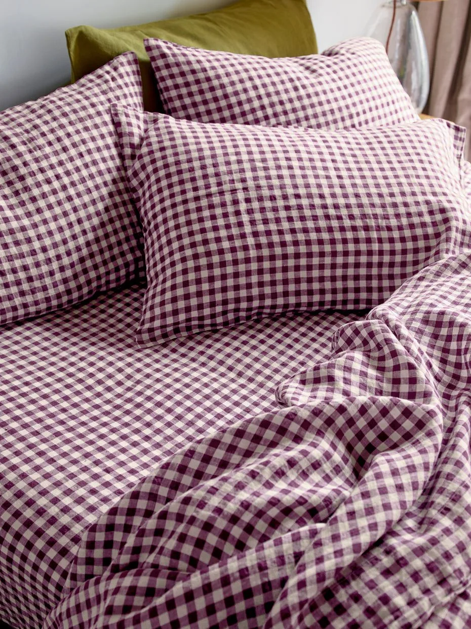 5 Expert Tips for Washing and Caring for Linen Bedding