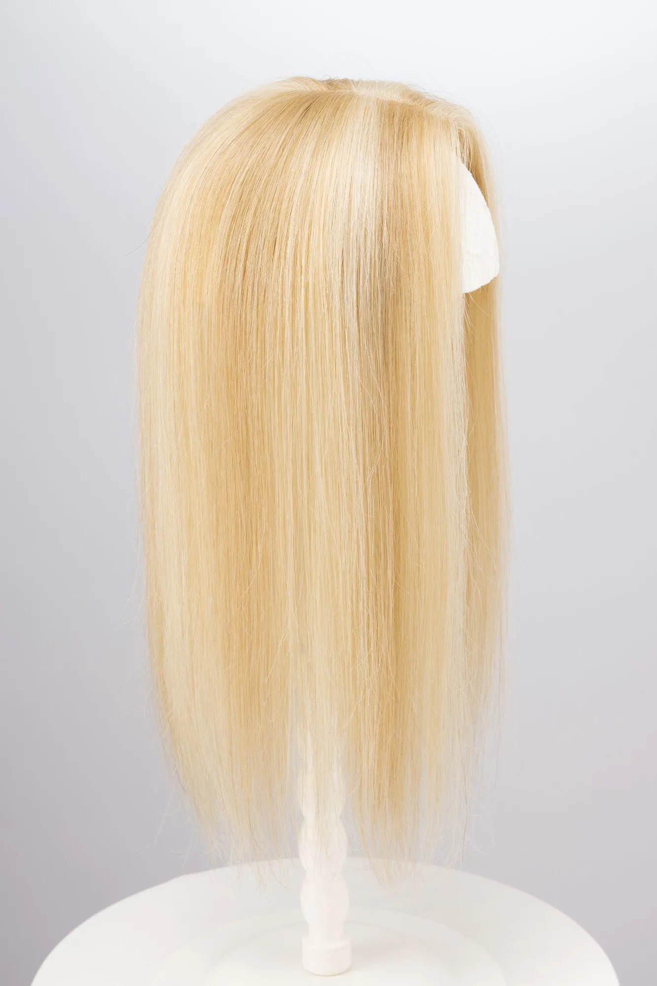 Lace Front vs. Mono Top Topper: Welche Basis passt?