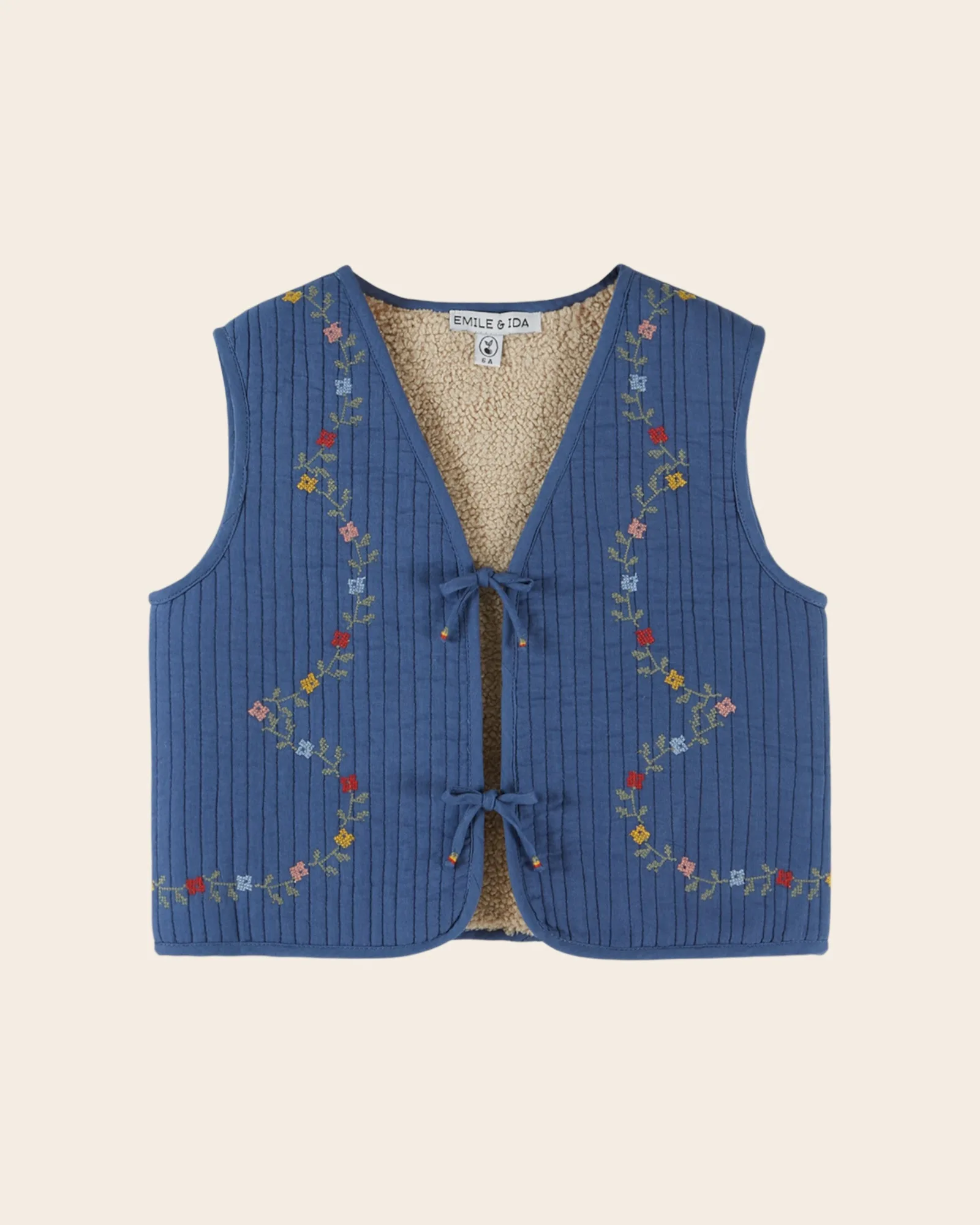 刺繍入りキルティングベストのサイズガイド
