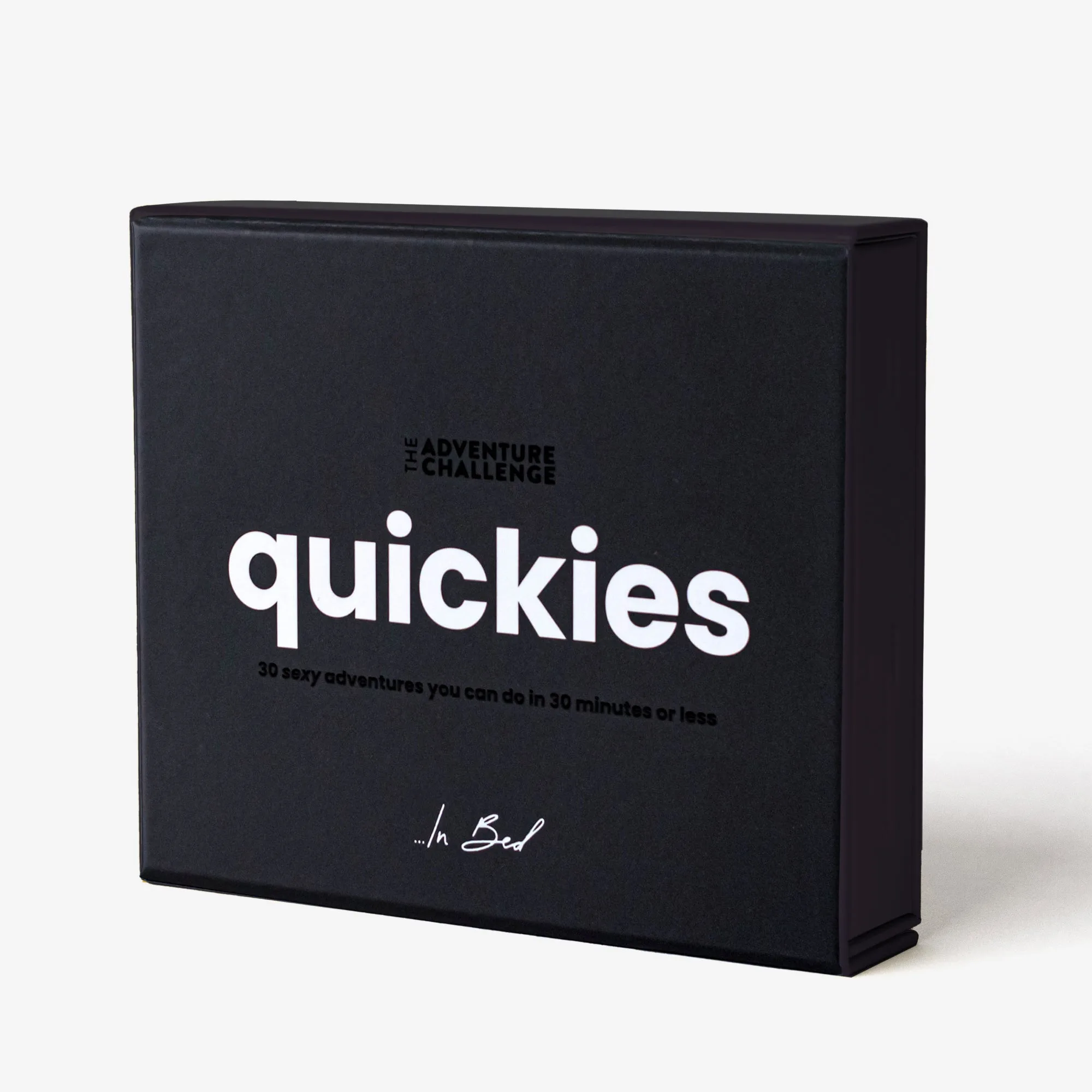 Jouer à l'édition Adventure Challenge Cards lors d'une soirée en amoureux