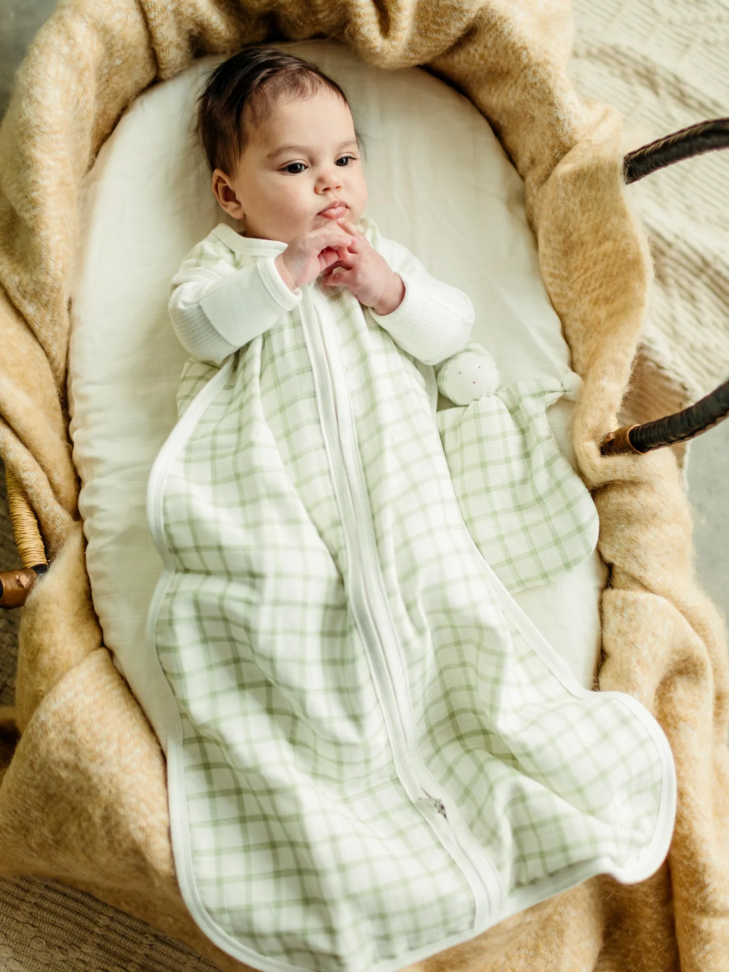 Nightgown vs One-Piece Sleeper: Choosing Baby Sleepwear