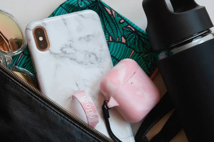 How to Switch Interchangeable Loops on Your Loopy Case: A Step-by-Step Guide