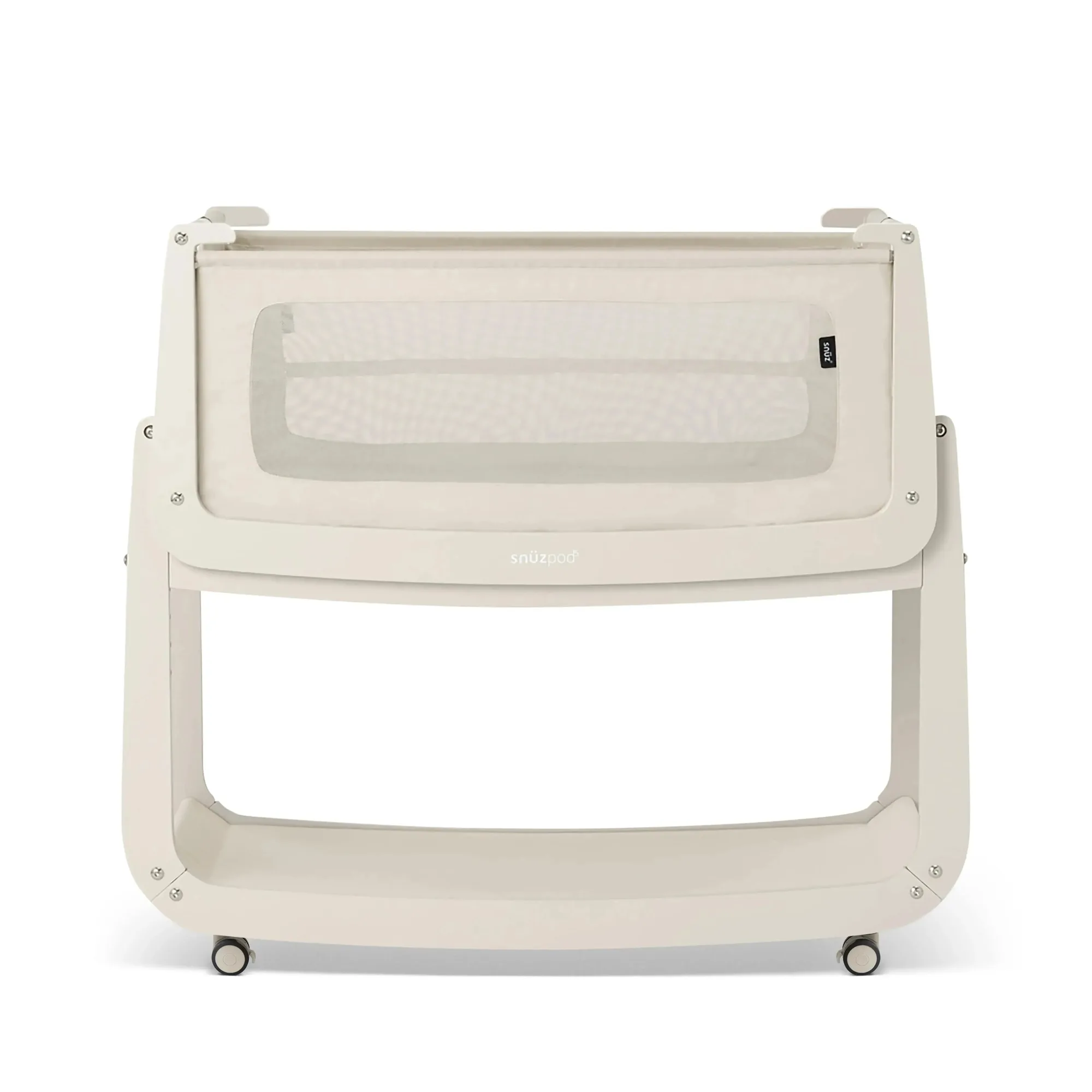 Sådan vælger du en bedside bassinet til sikker samsovning