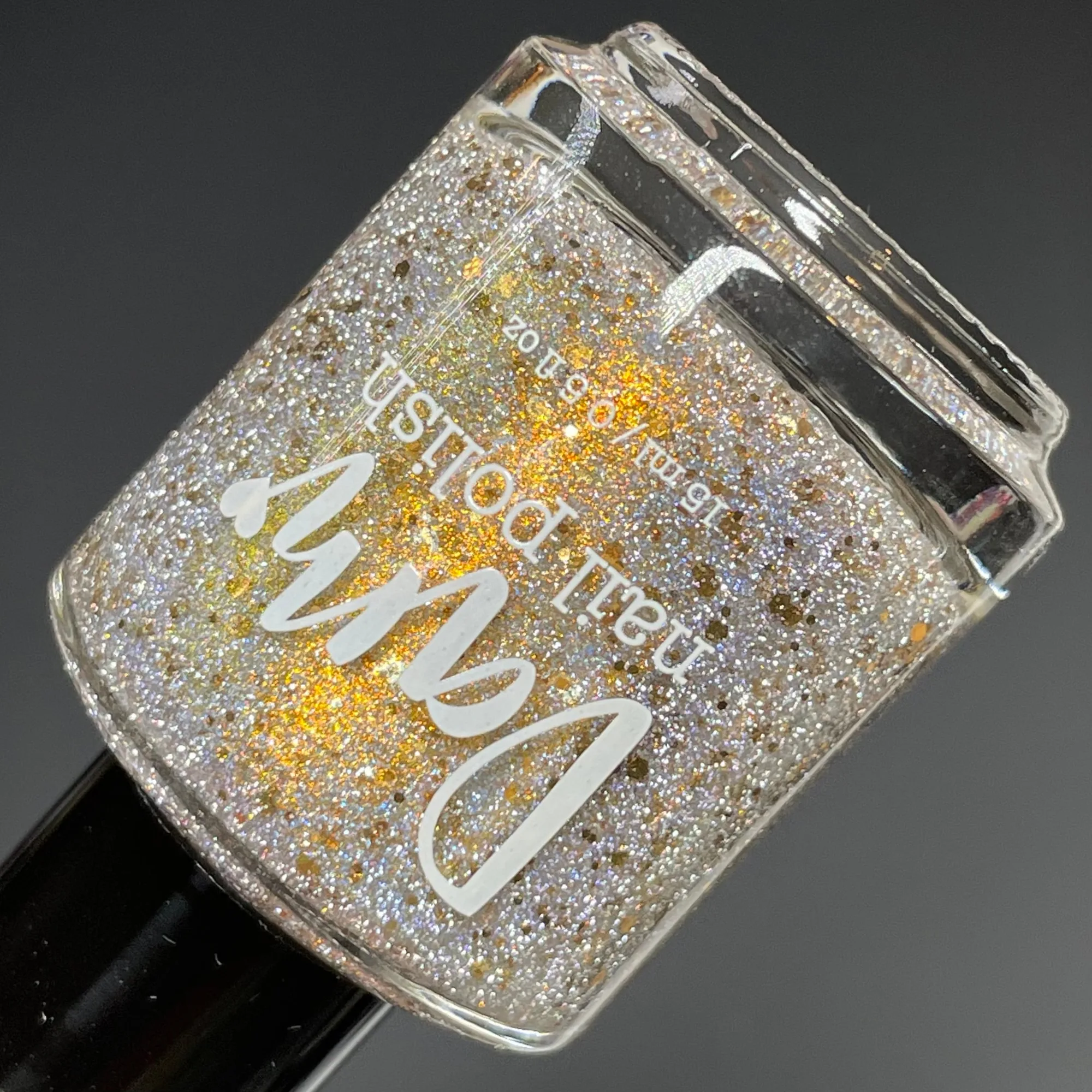 Caramel Apple Bottom Jeans - Silberner Reflektierender Glitzer-Nagellack mit Goldschimmer - Sugar Rush Kollektion