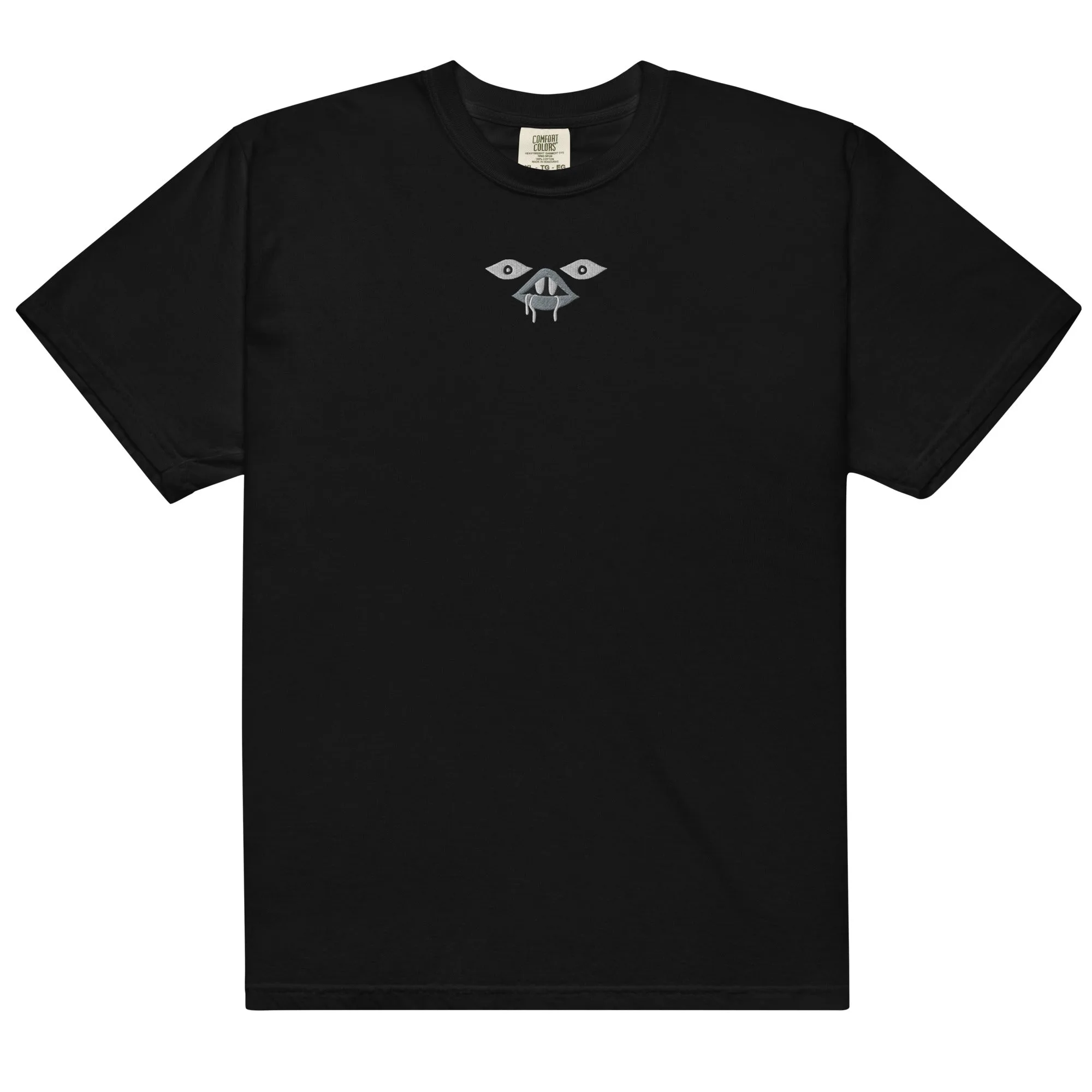 So stylst du ein Grafik-T-Shirt für lässige oder kantige Looks