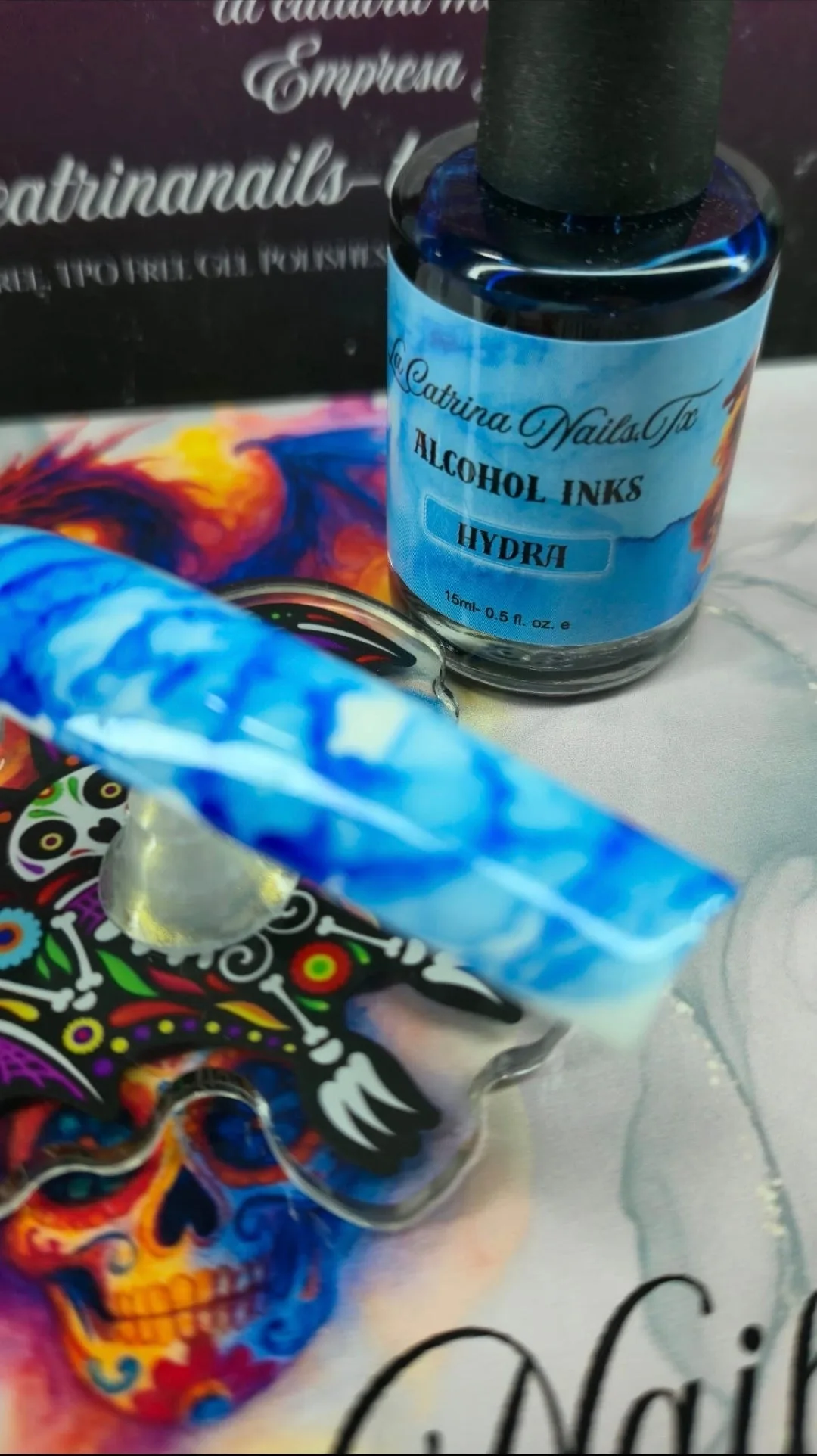 Cómo usar tintas de alcohol para uñas: guía paso a paso