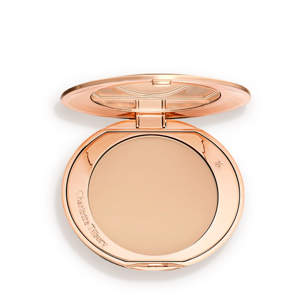 Cream vs. Powder Highlighter: Which Formula Gives You the Most Natural Glow?