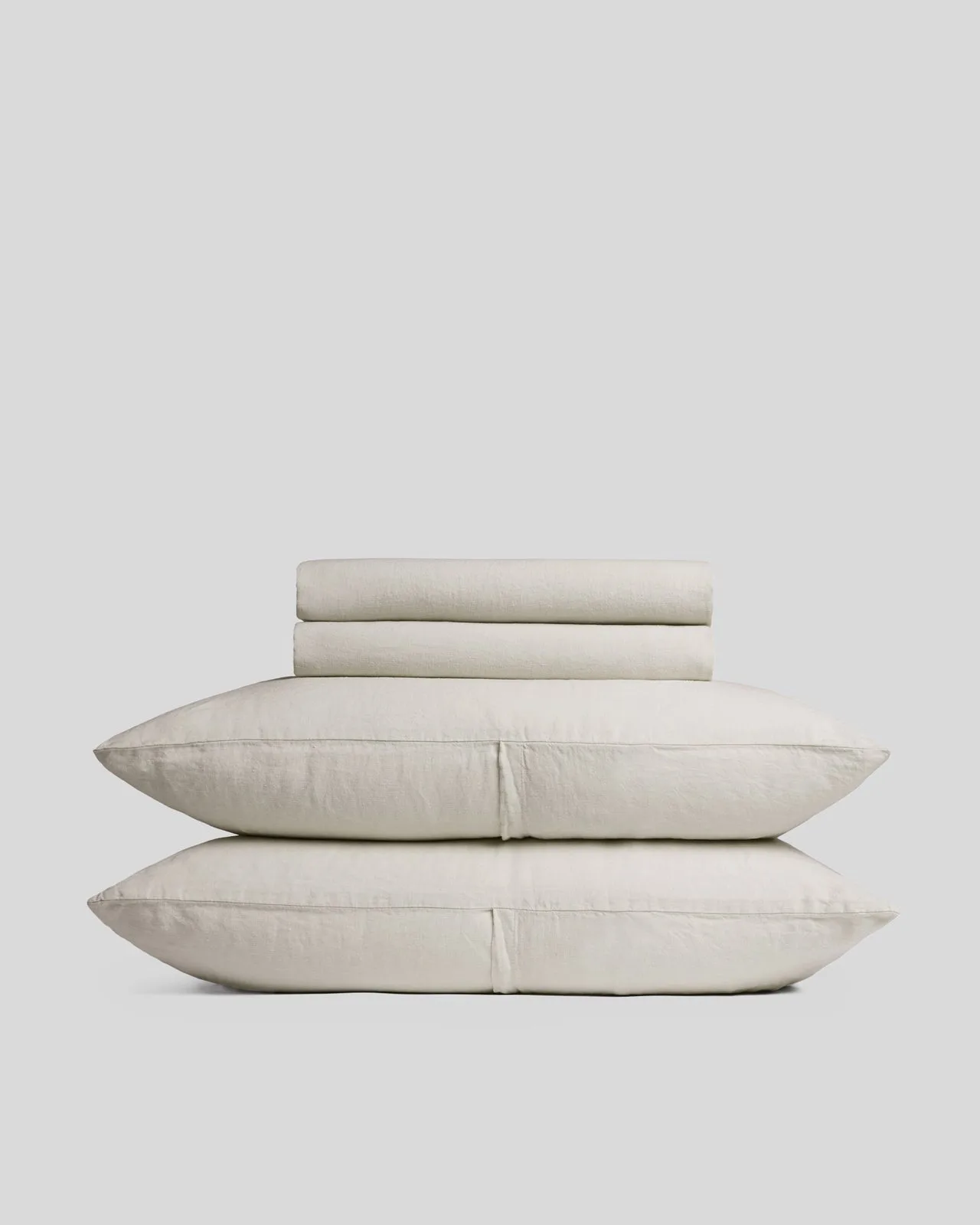 Duvet Insert vs. Comforter: Which Is Better for Your Bed?