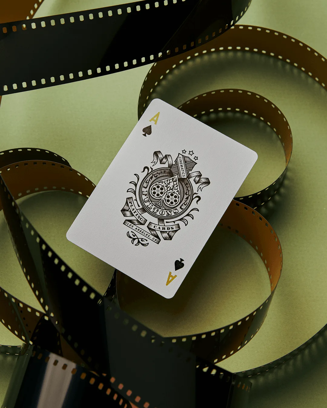 How to Choose the Perfect Playing Card Deck: A Collector's Buying Guide