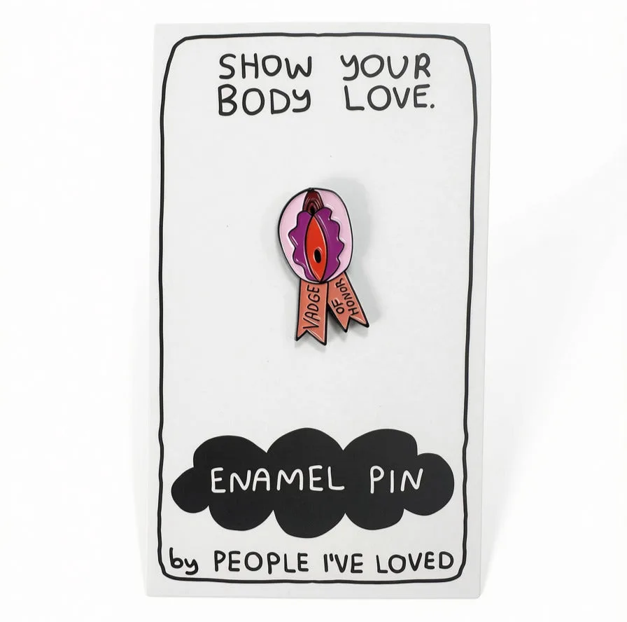 Grappige cadeaus die laten zien dat je om hen geeft: pins en mokken
