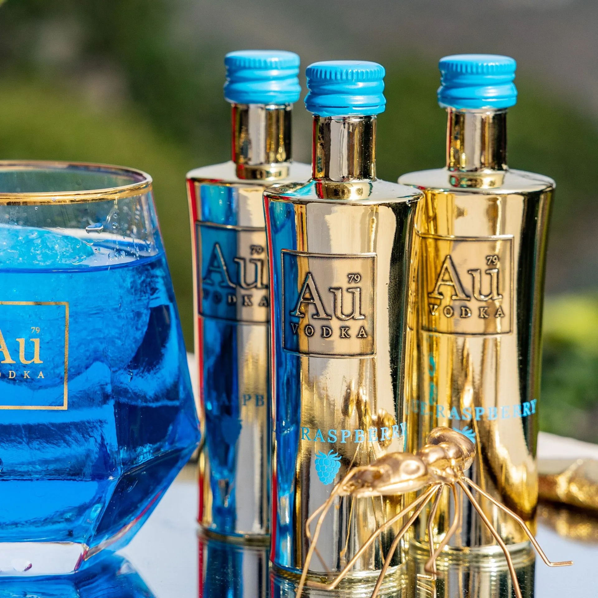 Au Vodka Miniature med Blå Hindbær