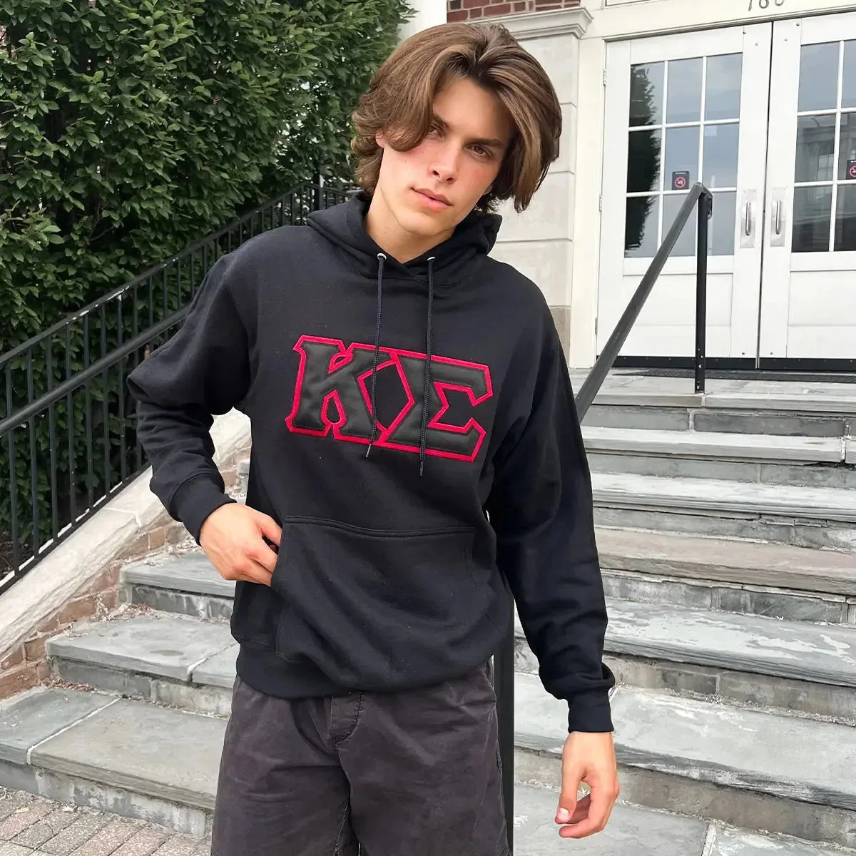 Kappa Sig 黑色連帽衫(黑色縫製字母)