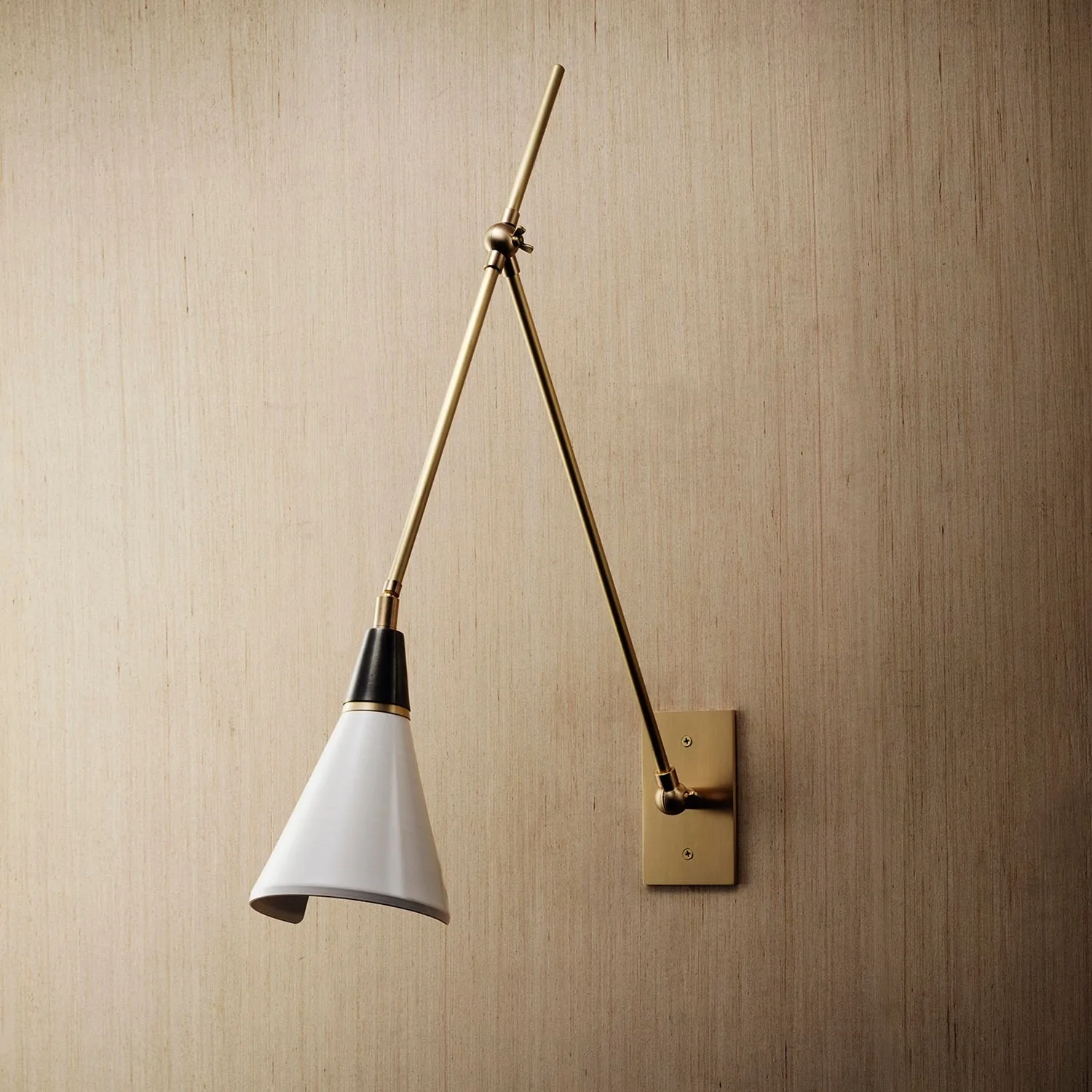 Inbouwspot of wandlamp: verlichting voor de gang kiezen