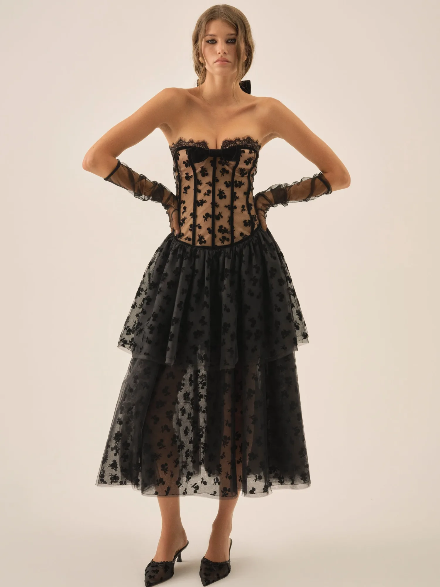 Dionne Midi Dress — Black