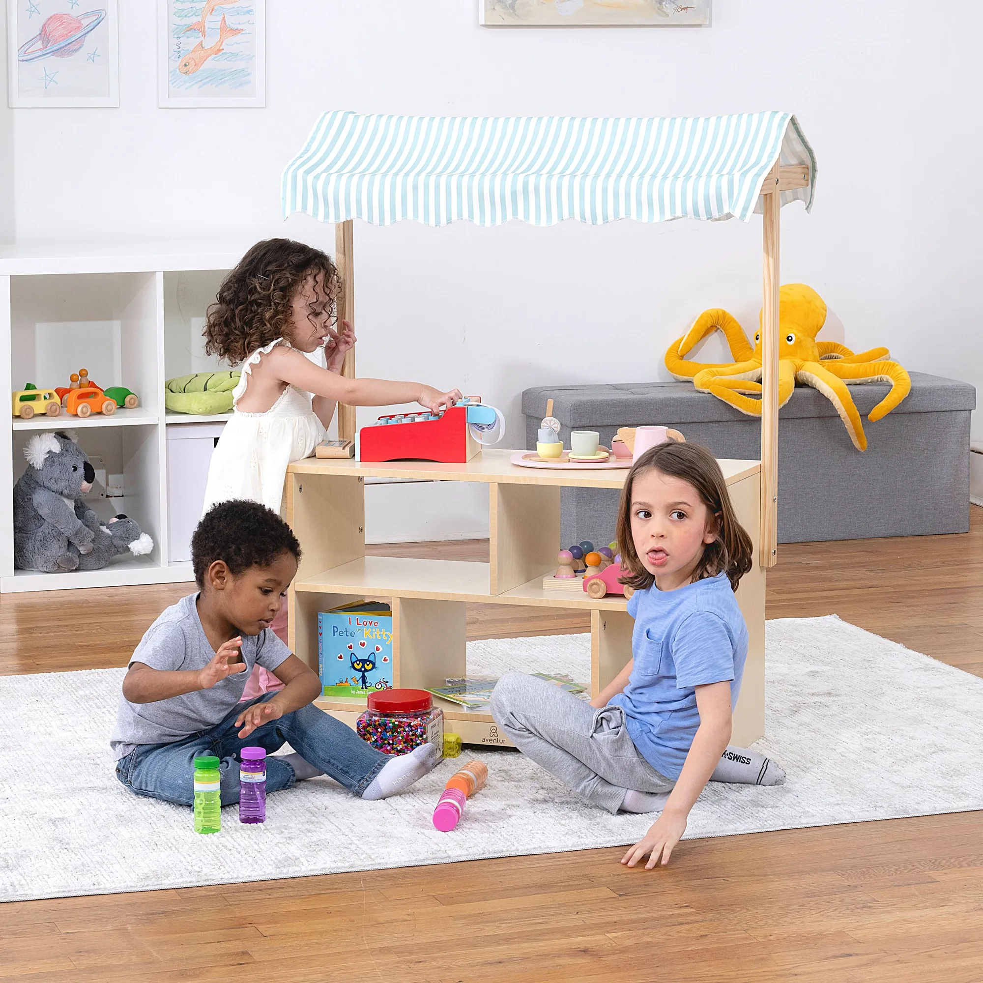 How to Assemble a Wooden Market Stand for Pretend Play