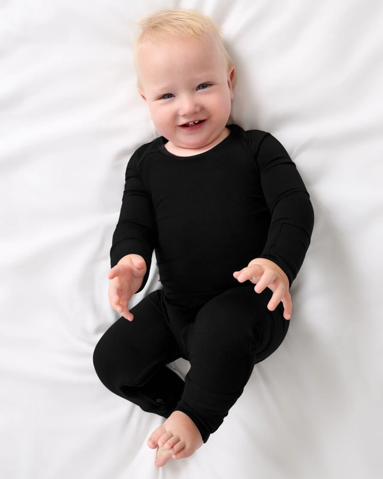 Black Crescent Zippy