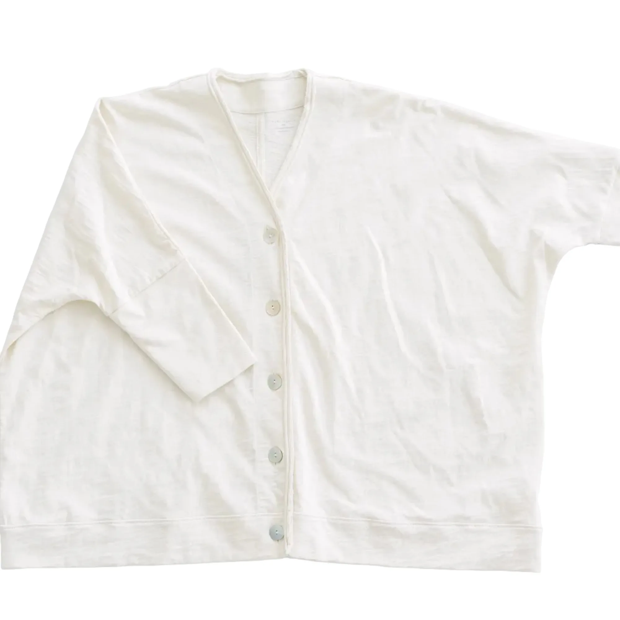 Comment porter le cardigan Eve à col V au quotidien