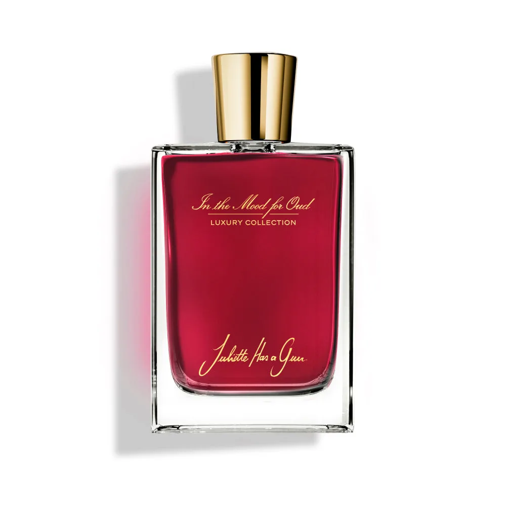 How to Wear In the Mood for Oud: A Unisex Oud Guide