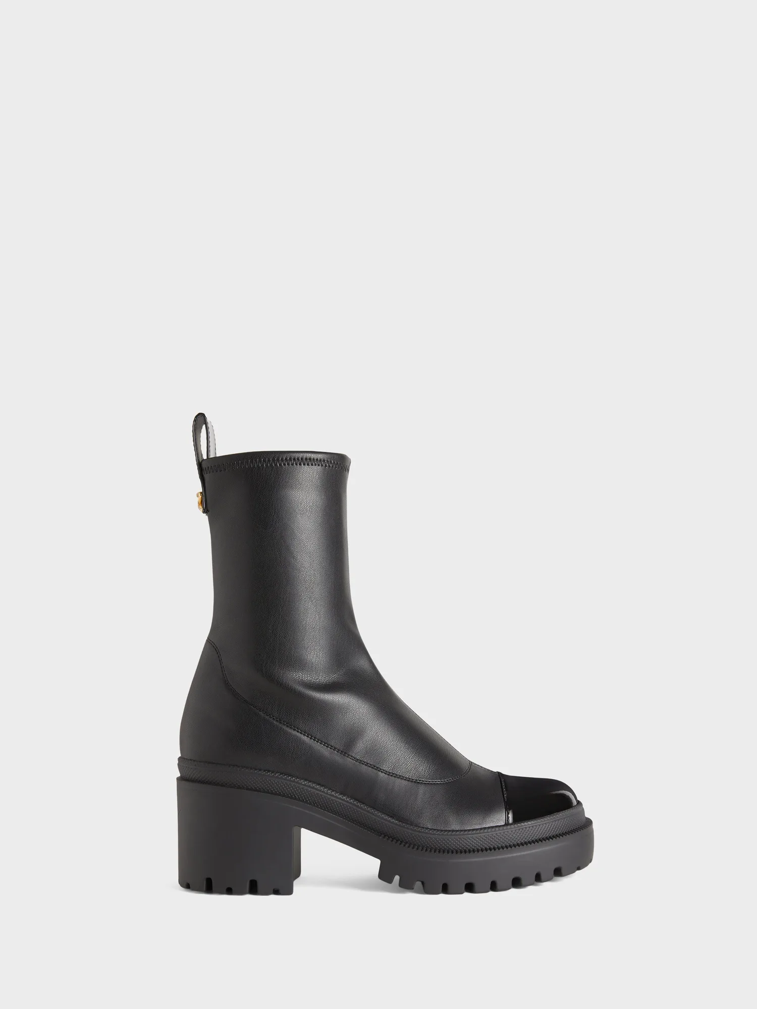 VINCENTHA BOOTIE