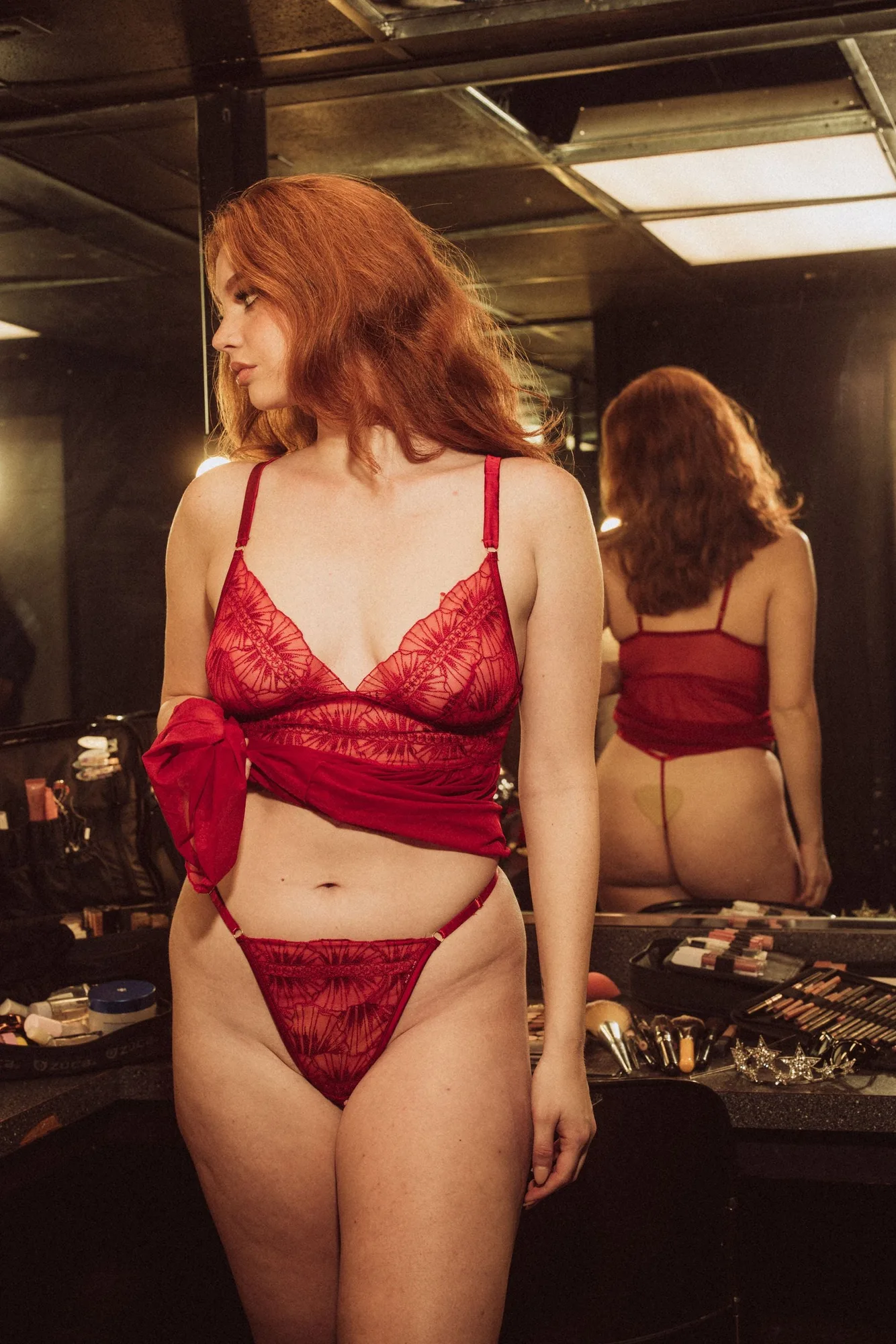 KILO BRAVA COLLECTION BRODERIE - SCARLETT - STRING