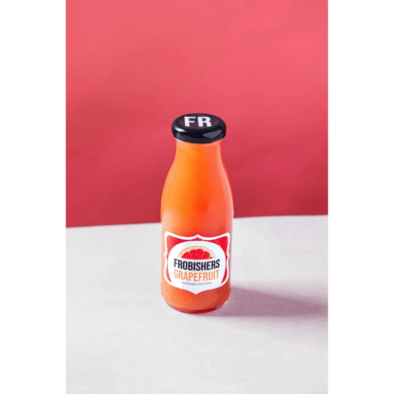 Frobishers Cranberry vs. Grapefruit Juice: Which Tart Juice Is Right for You?