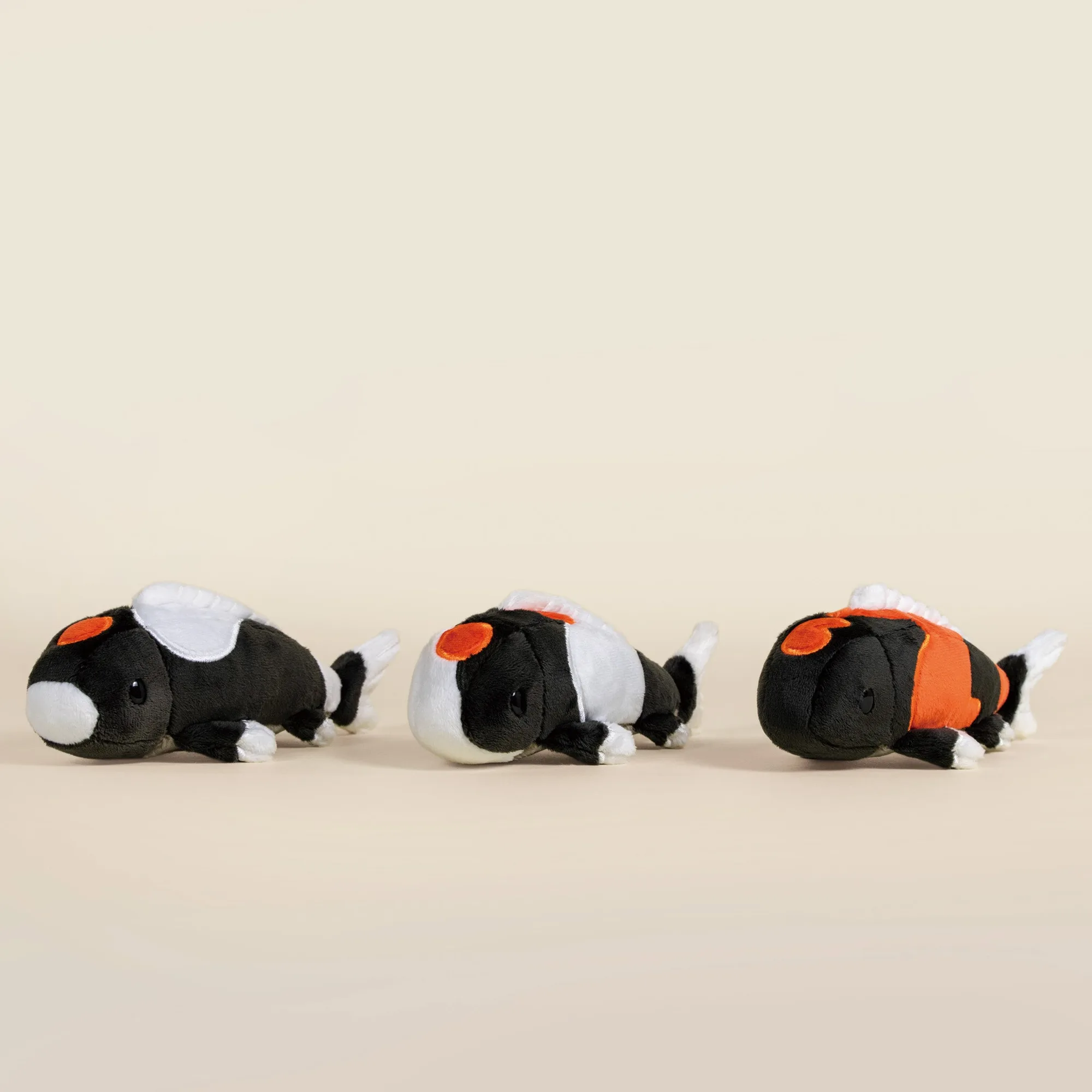 Peluche Koi Mystère : Identifiez votre Mini Showa Koi