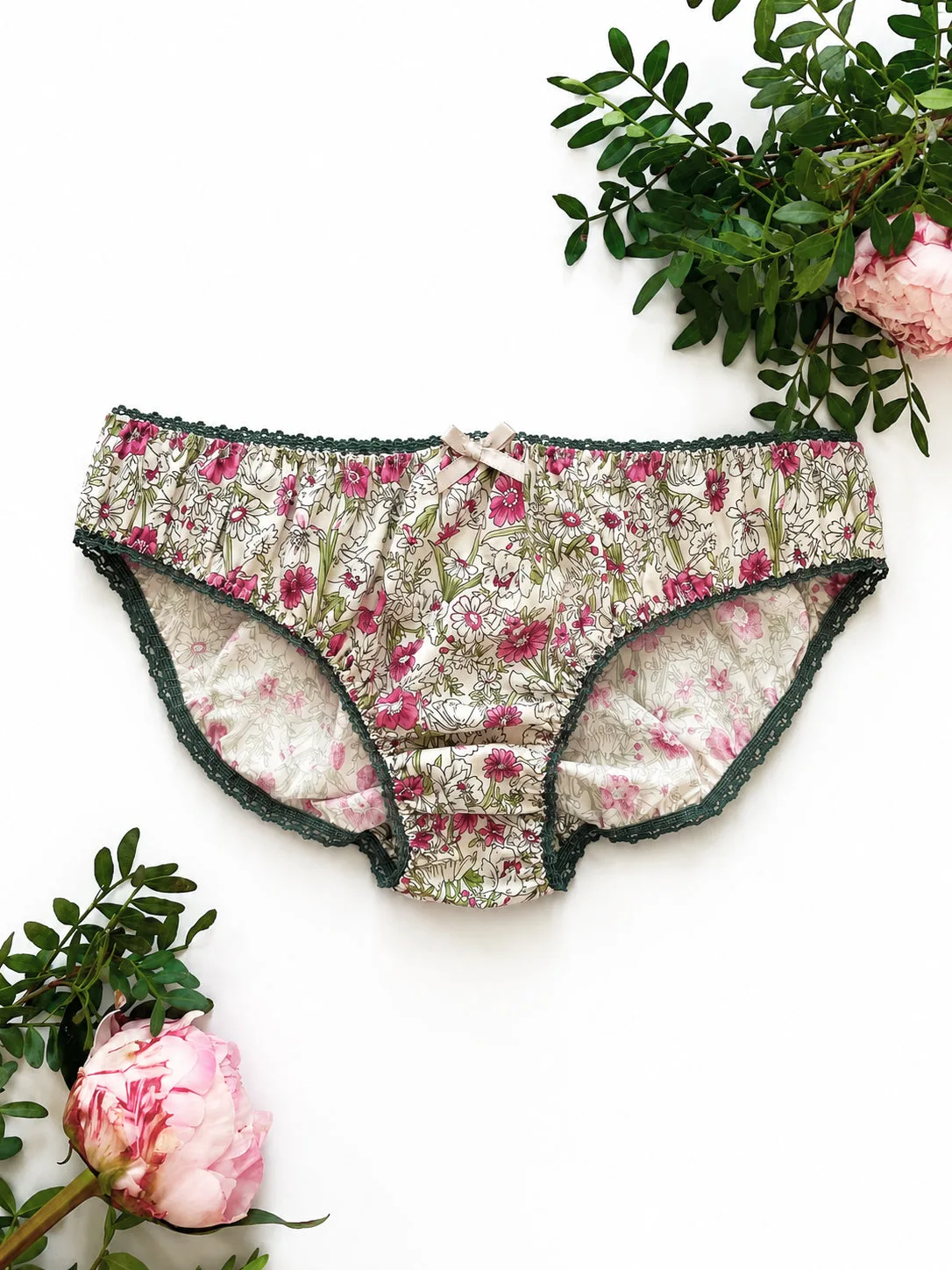 Country Garden Cotton Knicker - Light Cream