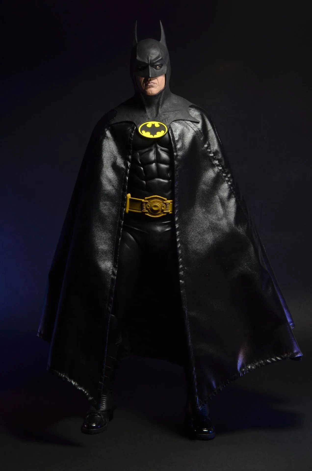 Batman Returns - 1/4 Scale Action Figure - Batman (Michael Keaton)