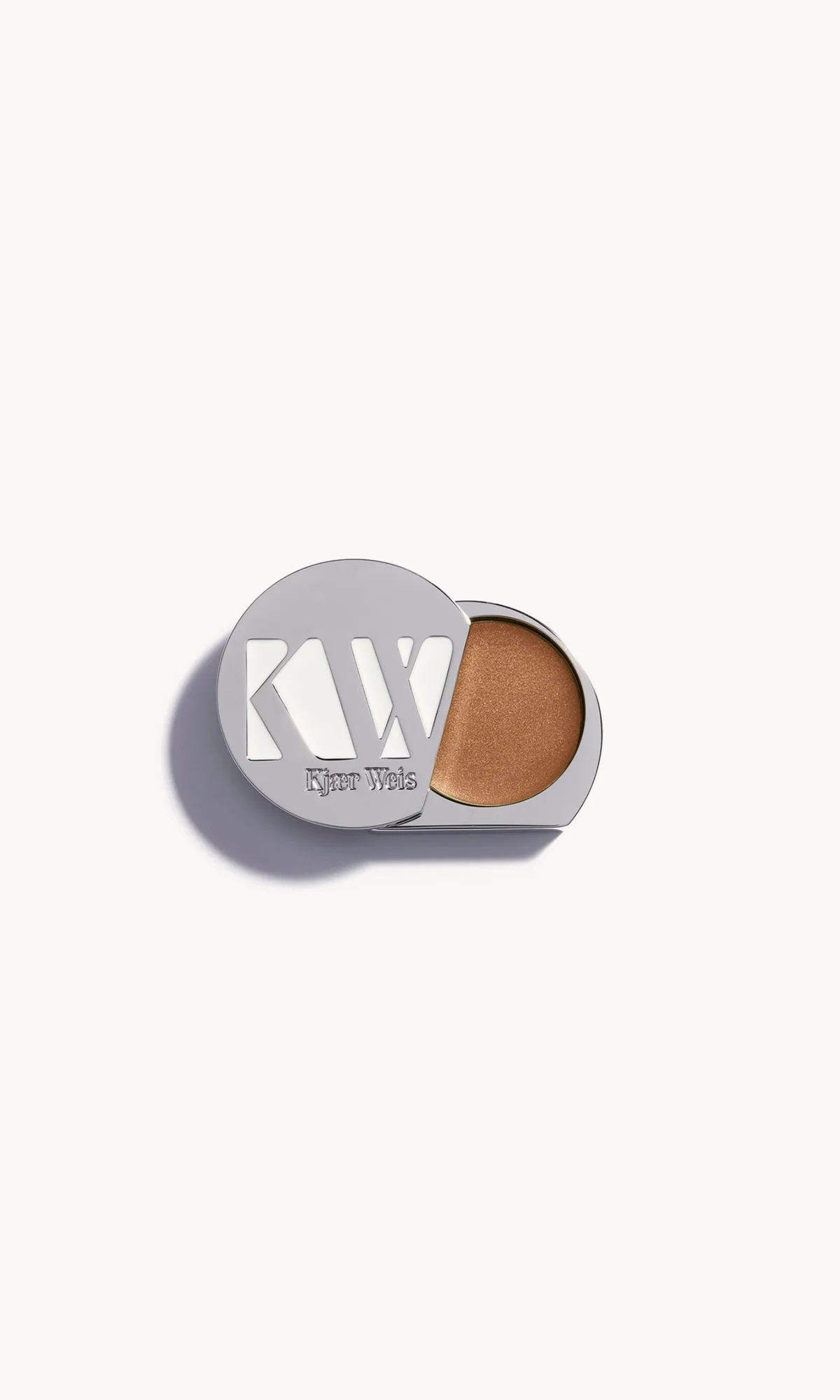Cream Eye Shadow Alluring: How to Make the Shade Work for You