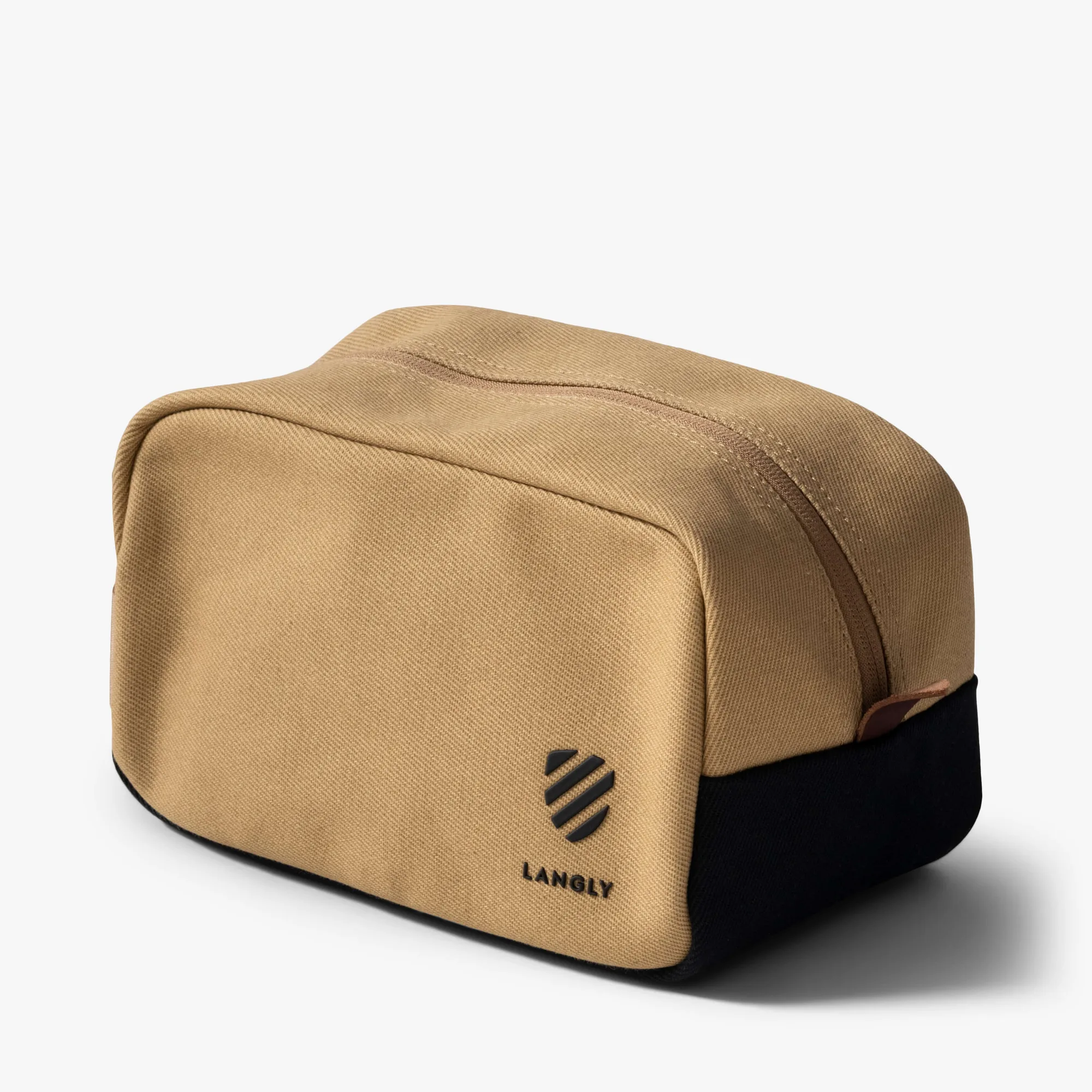 Bolsa Weekender Kit vs. Duffel: ¿cuál es mejor para viajar?