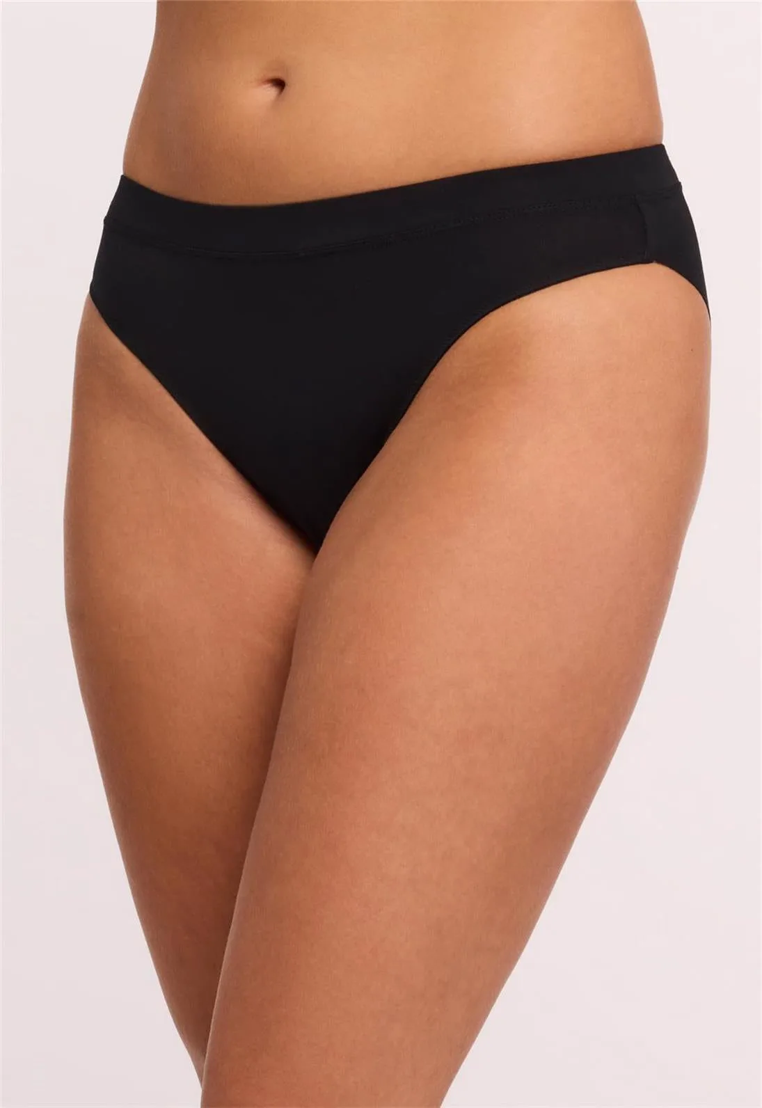 Silicone Bikini vs. Nudies Bikini: Nahtloser Stil?