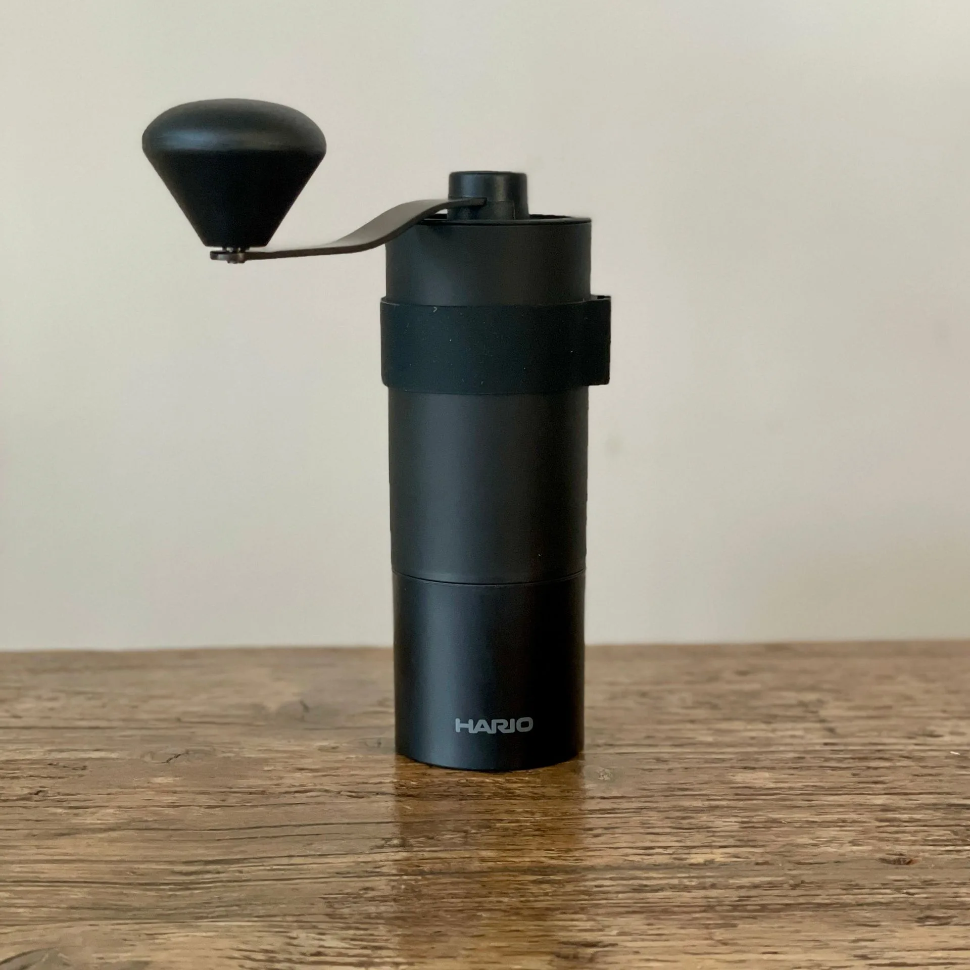 Aeropress vs V60: Which Brewing Method Suits Your Coffee Style?