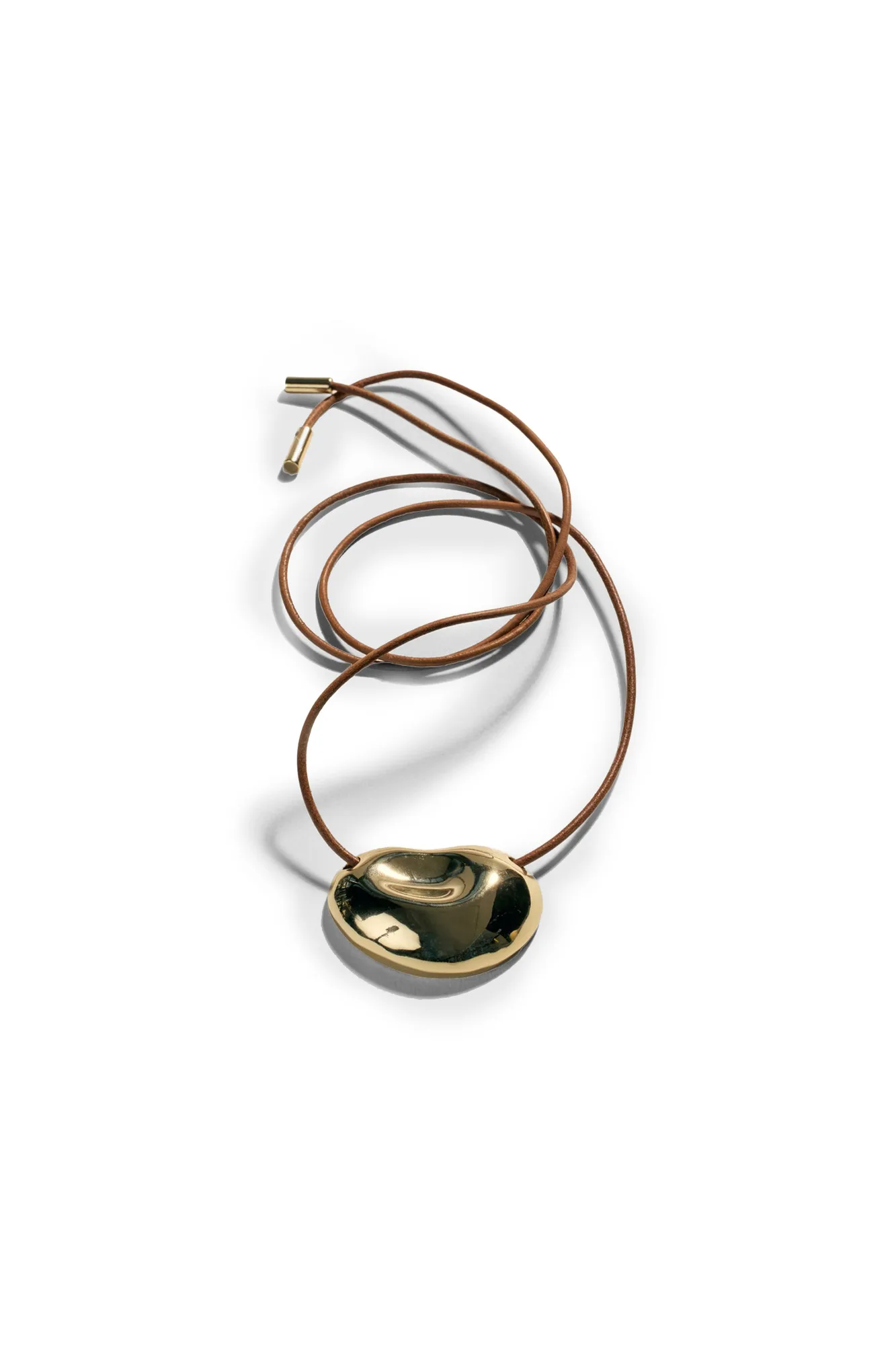 Collier cordon Zoe vs. collier chaîne Zoe : lequel choisir ?