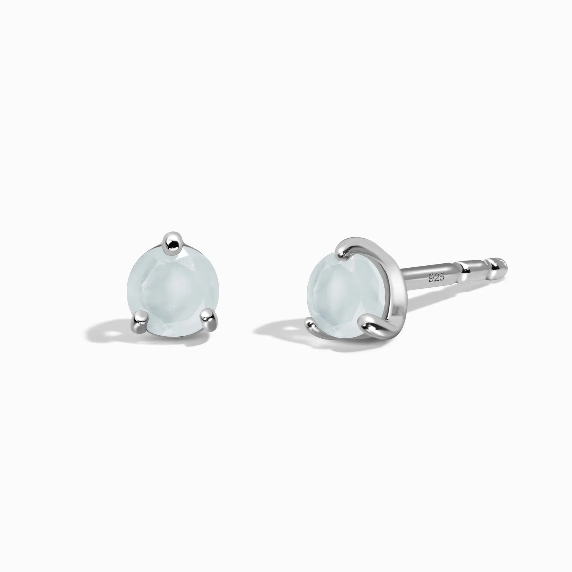 Rose Gold Earrings for Sensitive Ears: What to Look For