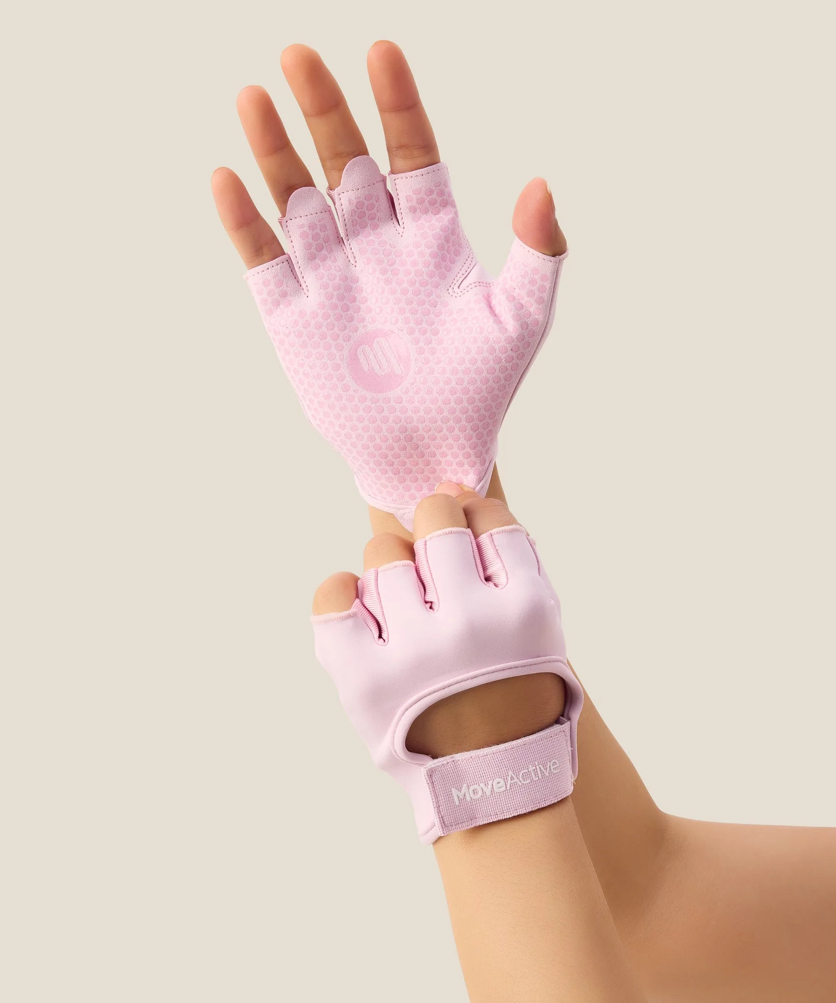 Griffhandschuhe vs. Matte-Griffhandtuch: Traktionsvergleich