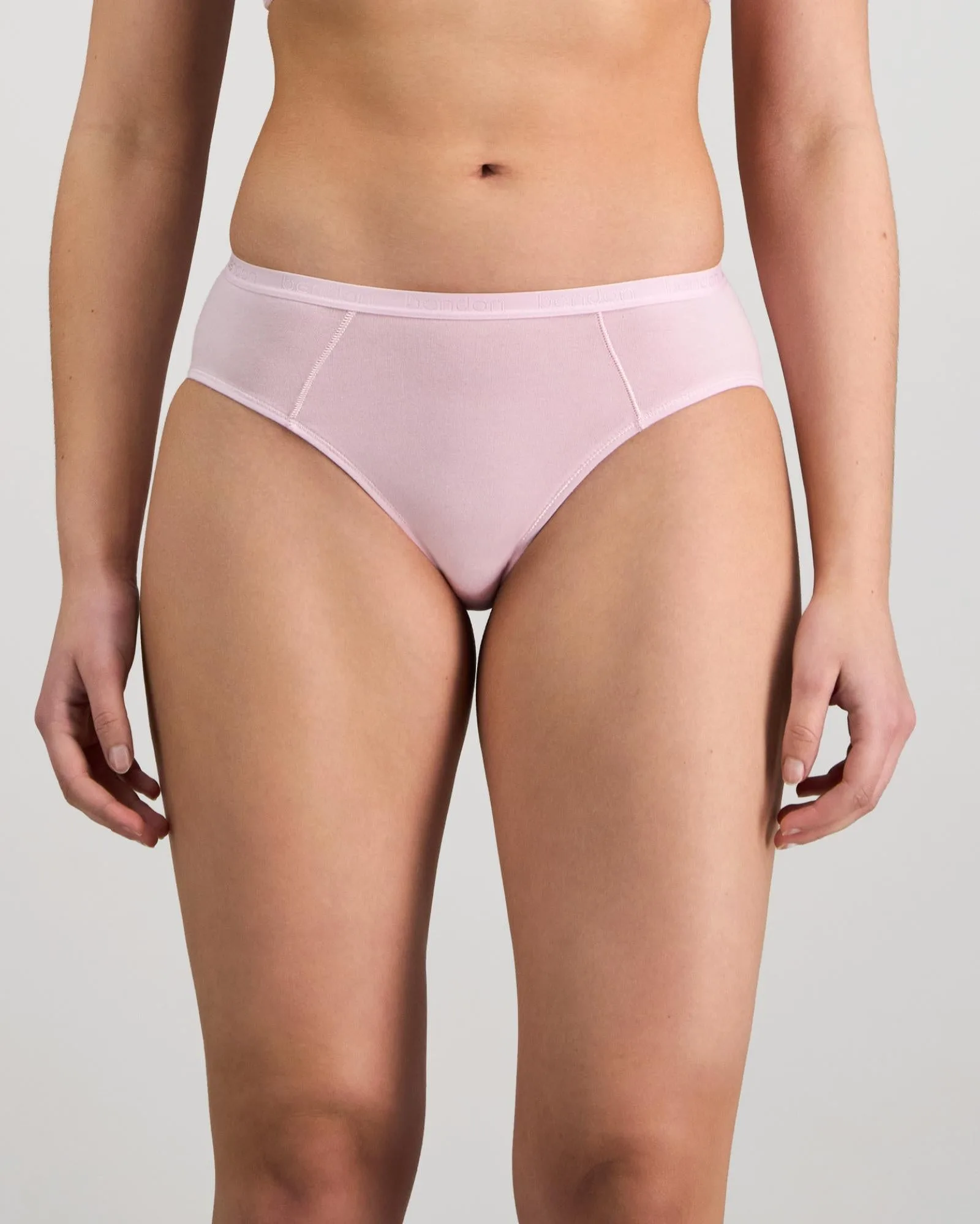 Guía de compra de braguitas tipo bikini: ajuste, tiro y cobertura