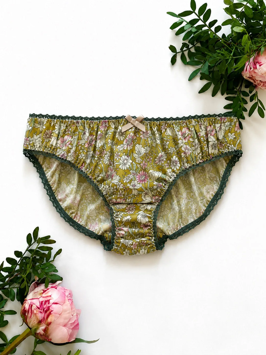 How to Choose Cotton Knickers for Everyday Comfort