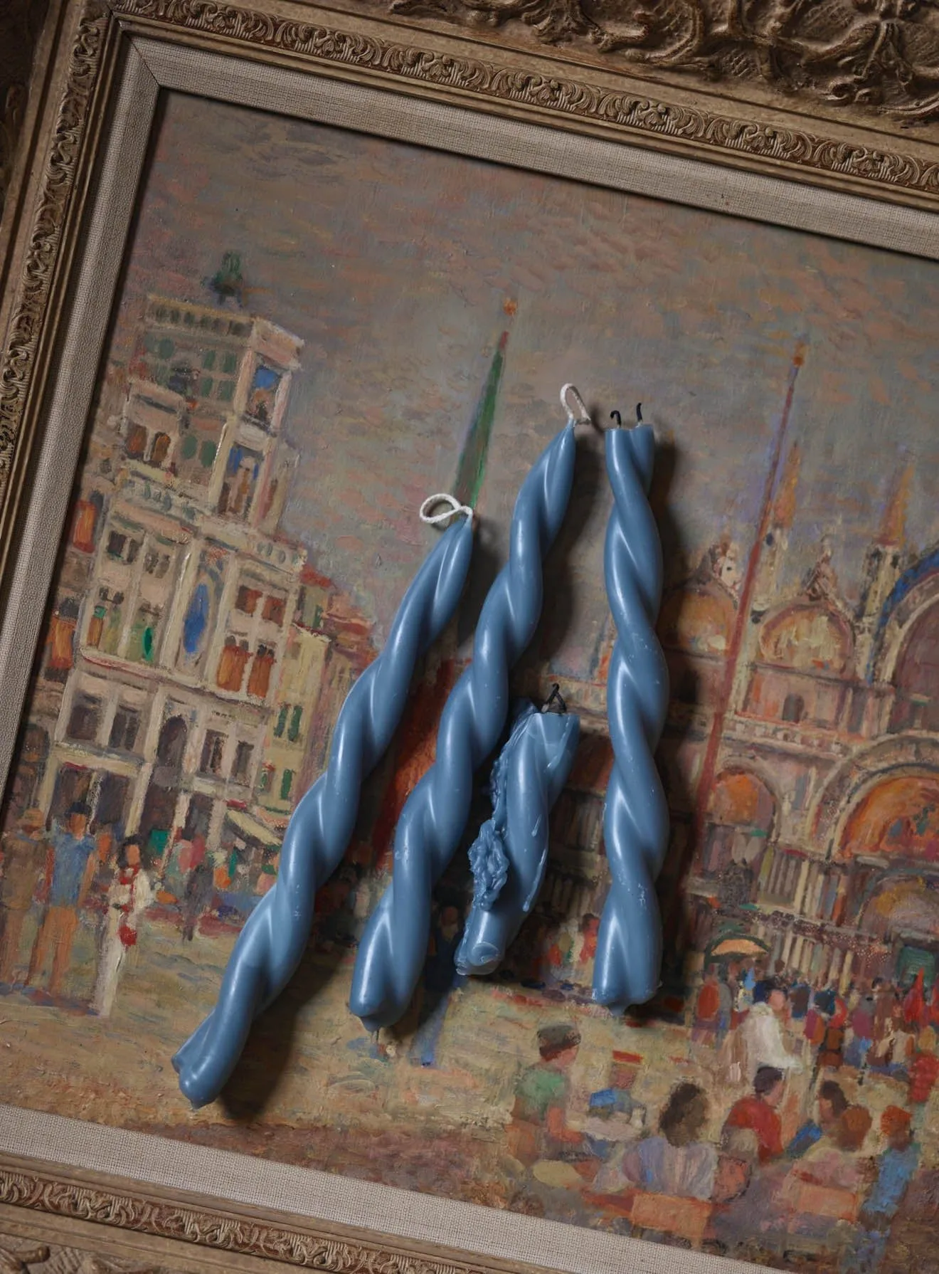 The Art of Candlelight: Creating Ambiance with Dinner Candles