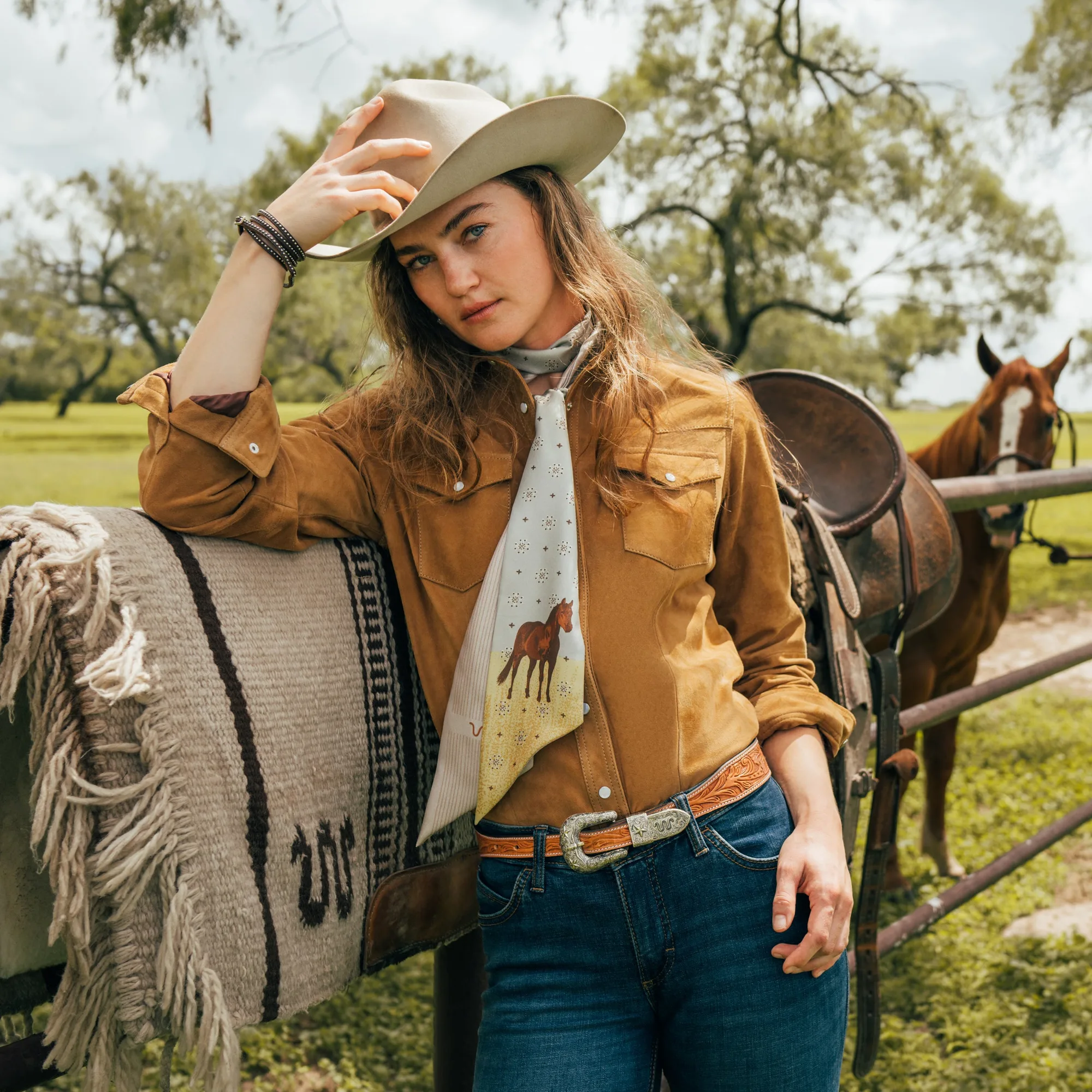 Chemise ranch en daim léger pour femme