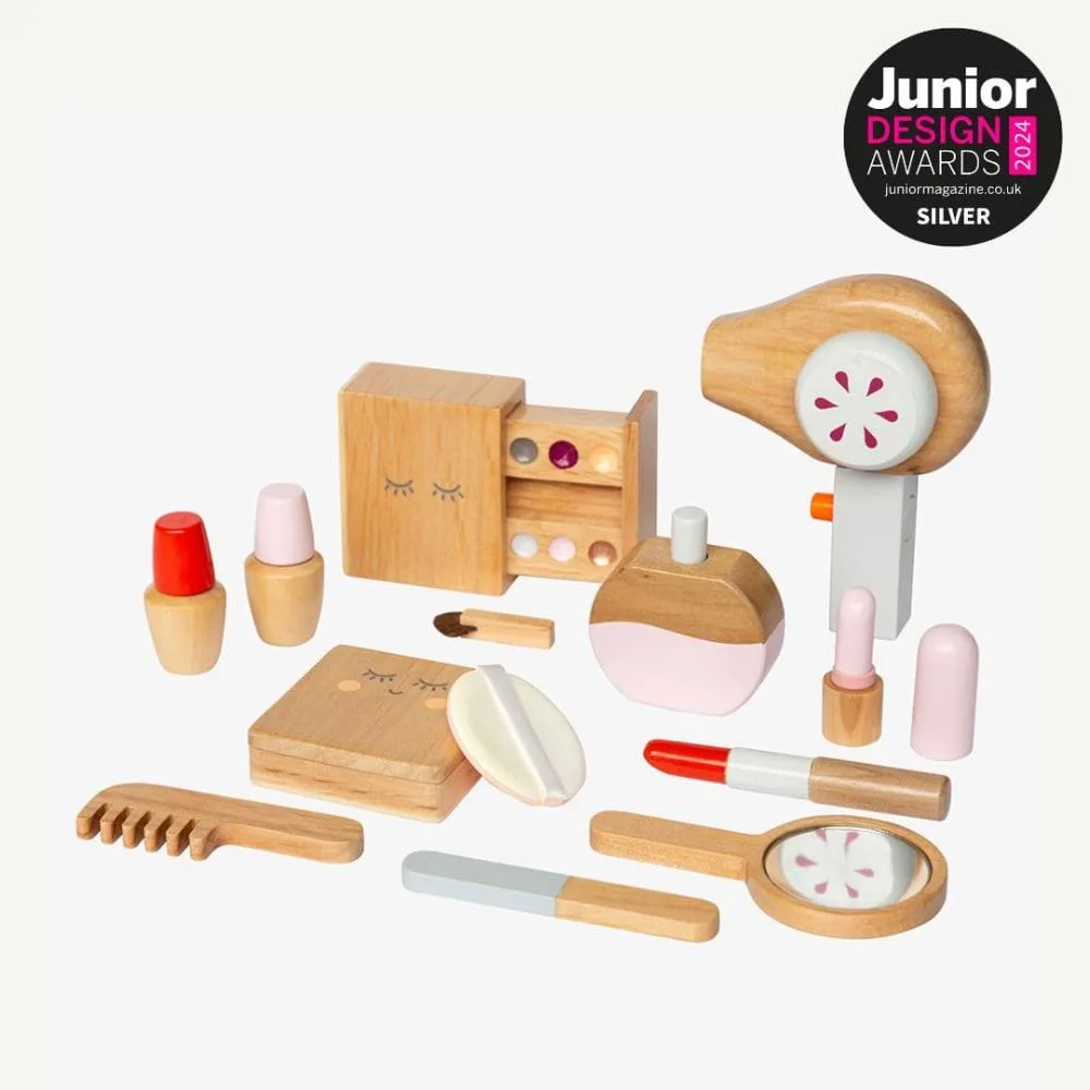 WOODEN TOY - ICONIC BEAUTY KIT