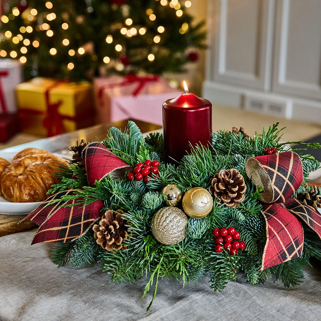 Highland Harmony vs Plaid & Pines : Quel centre de table correspond à votre style de chalet ?