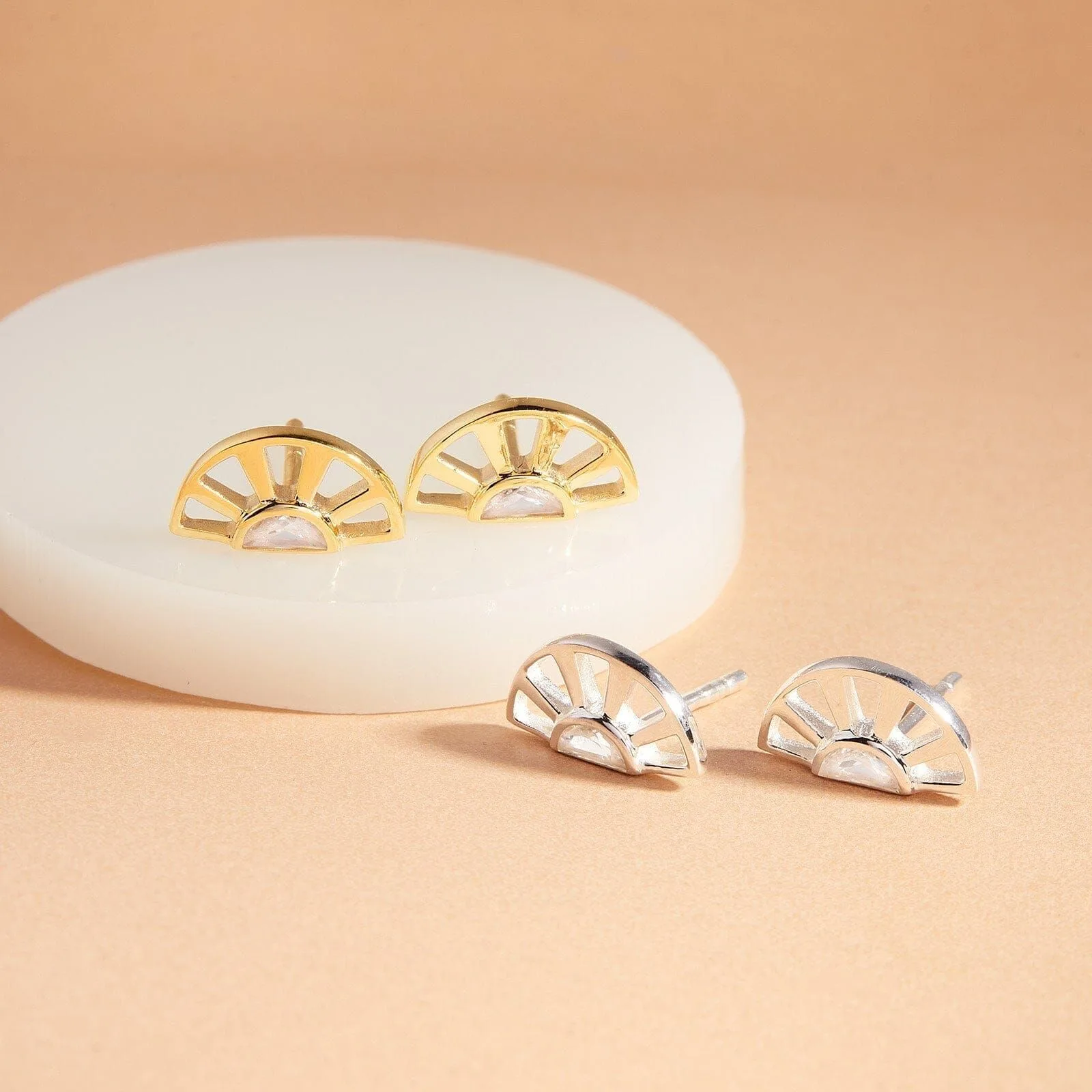 The Best Jewelry for Outdoor Adventures: Durable and Stylish Picks